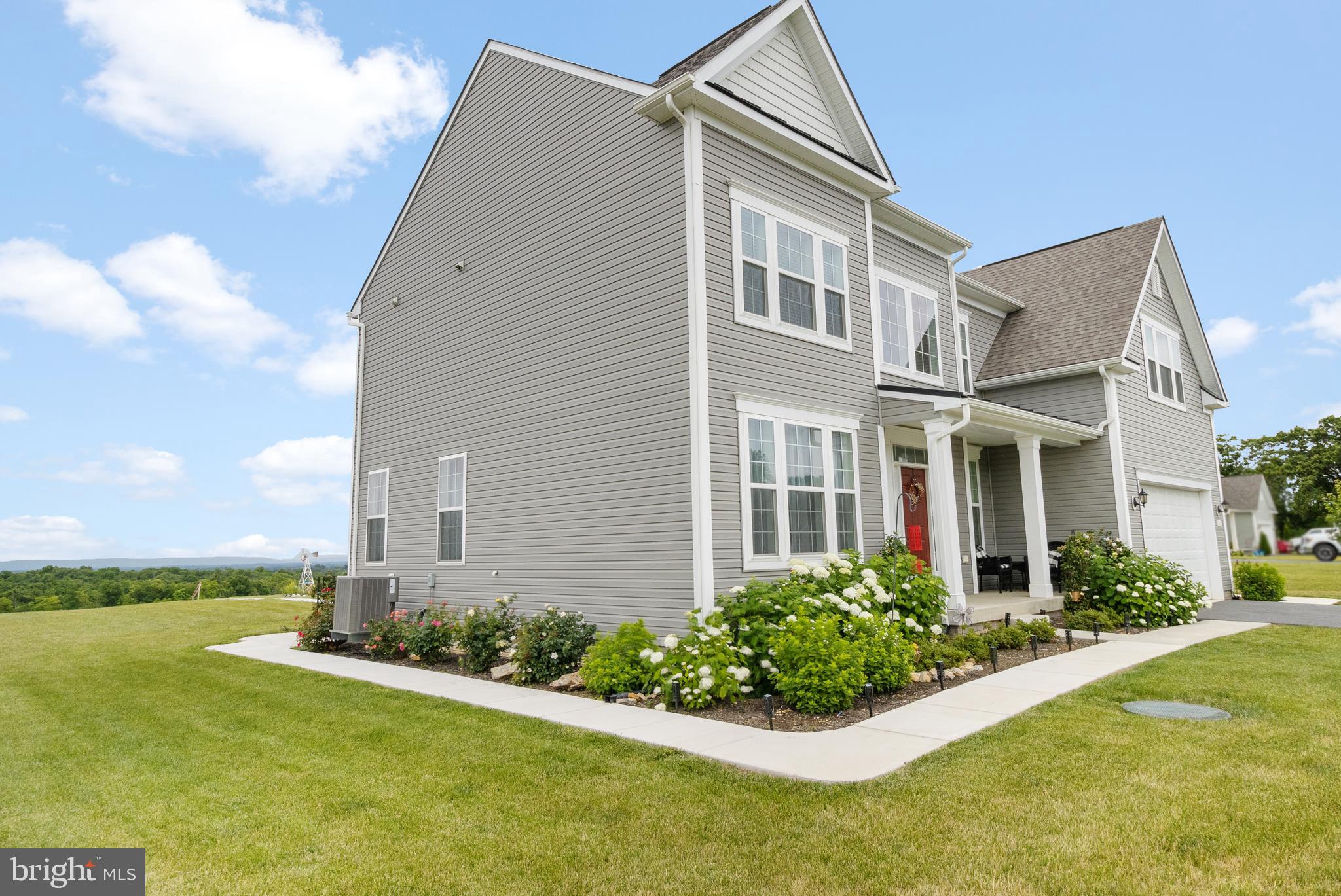 RIDGES OF TUSCARORA - Residential