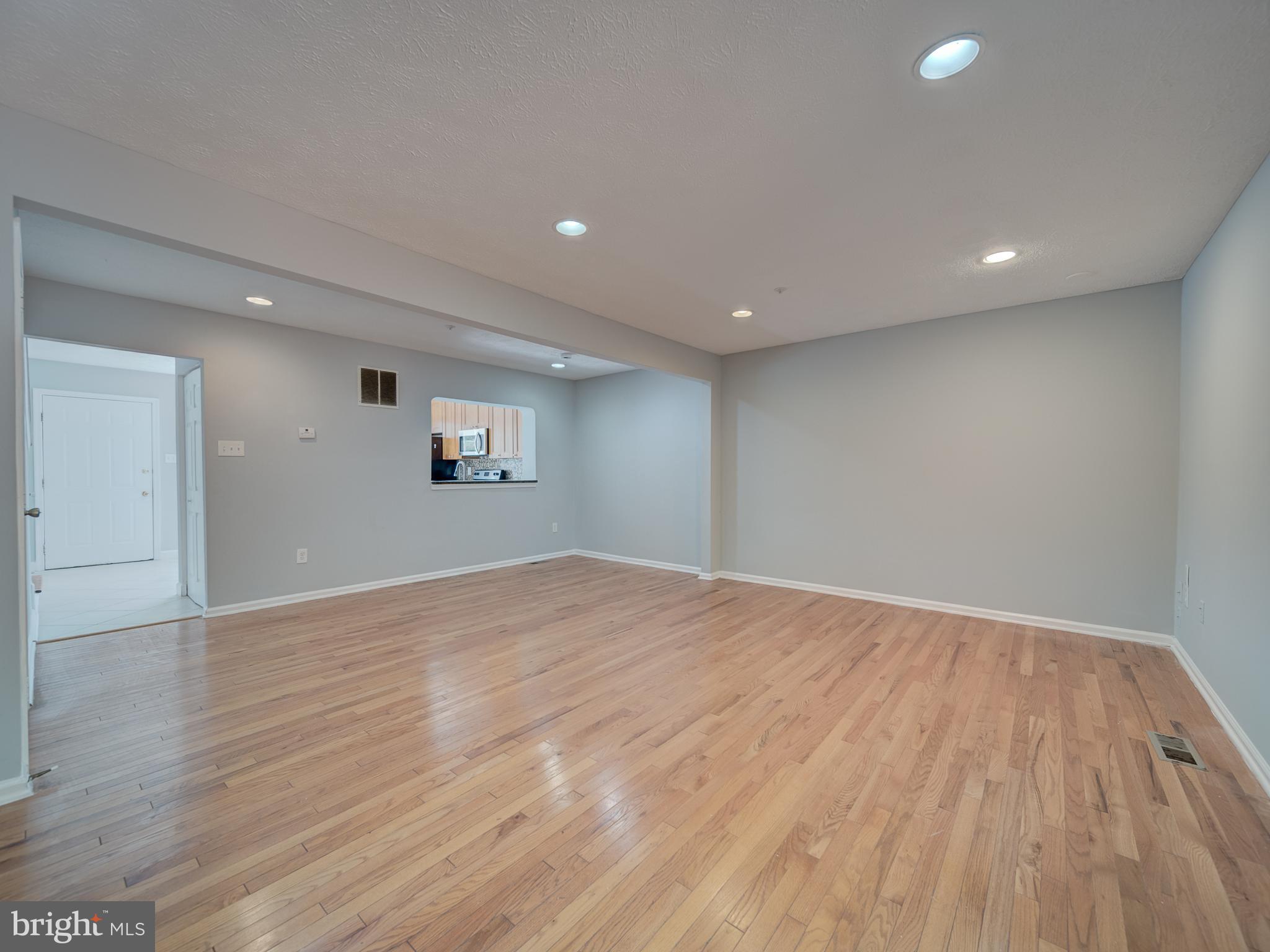 MINERAL SPRING VILLAGE - Residential