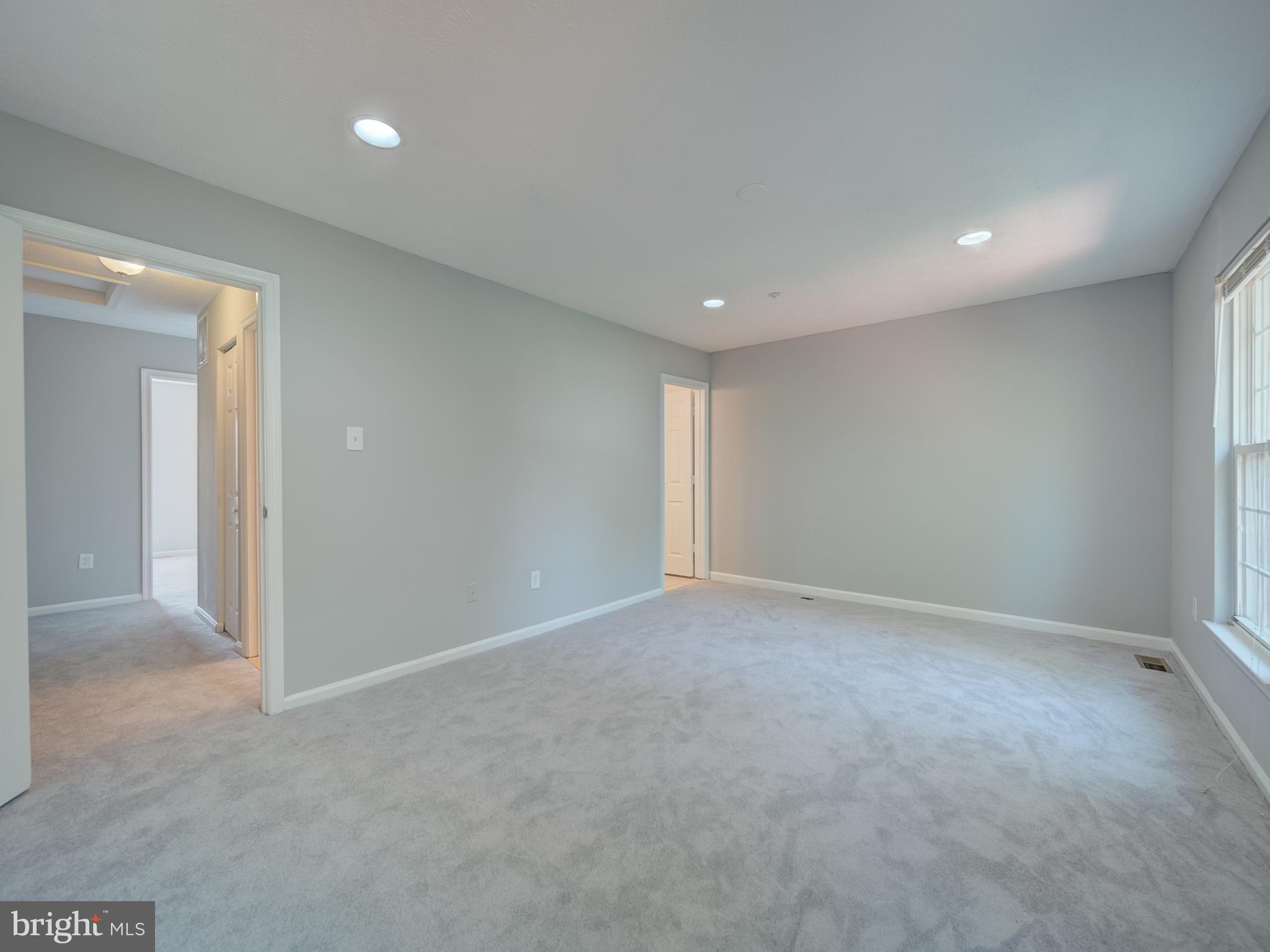 MINERAL SPRING VILLAGE - Residential