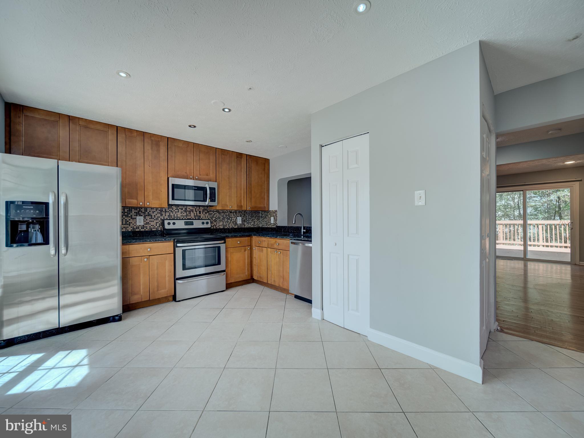 MINERAL SPRING VILLAGE - Residential