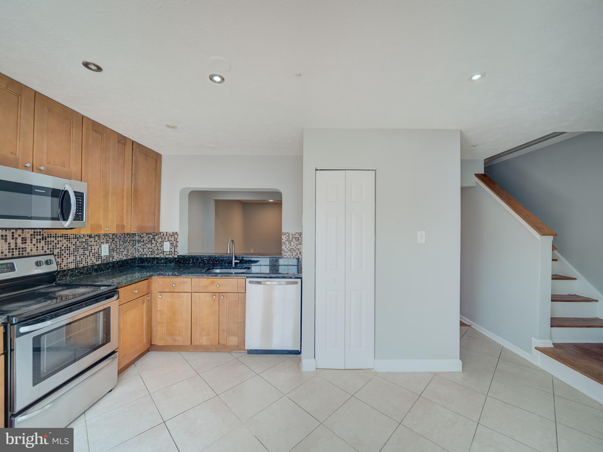 MINERAL SPRING VILLAGE - Residential