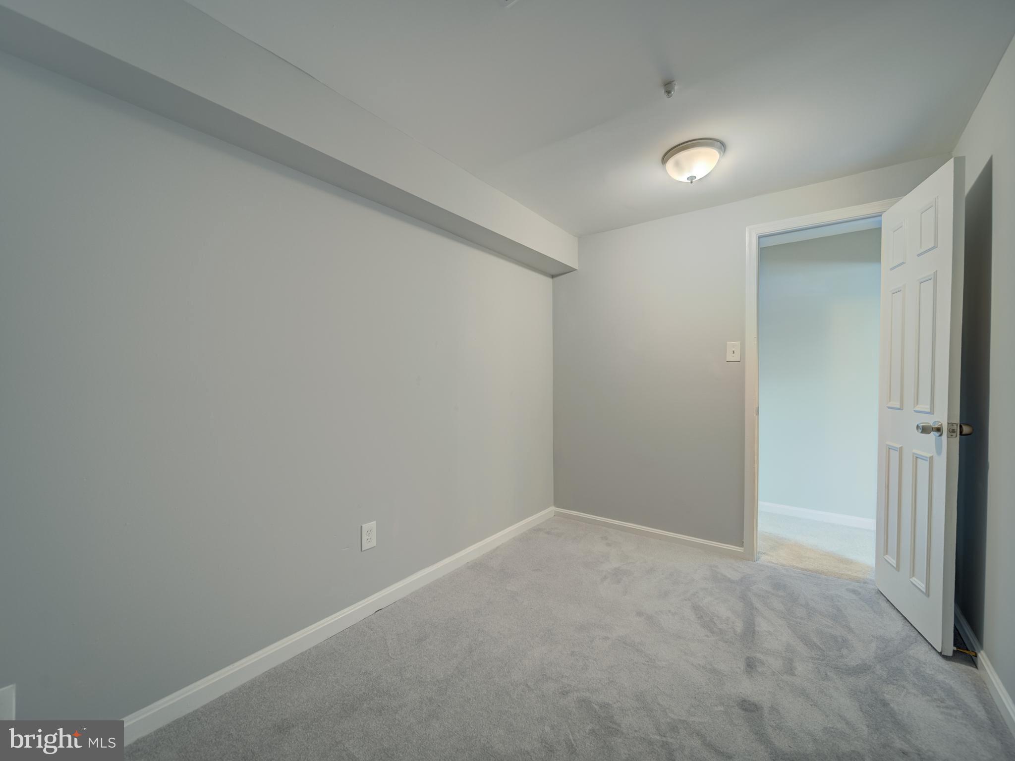 MINERAL SPRING VILLAGE - Residential