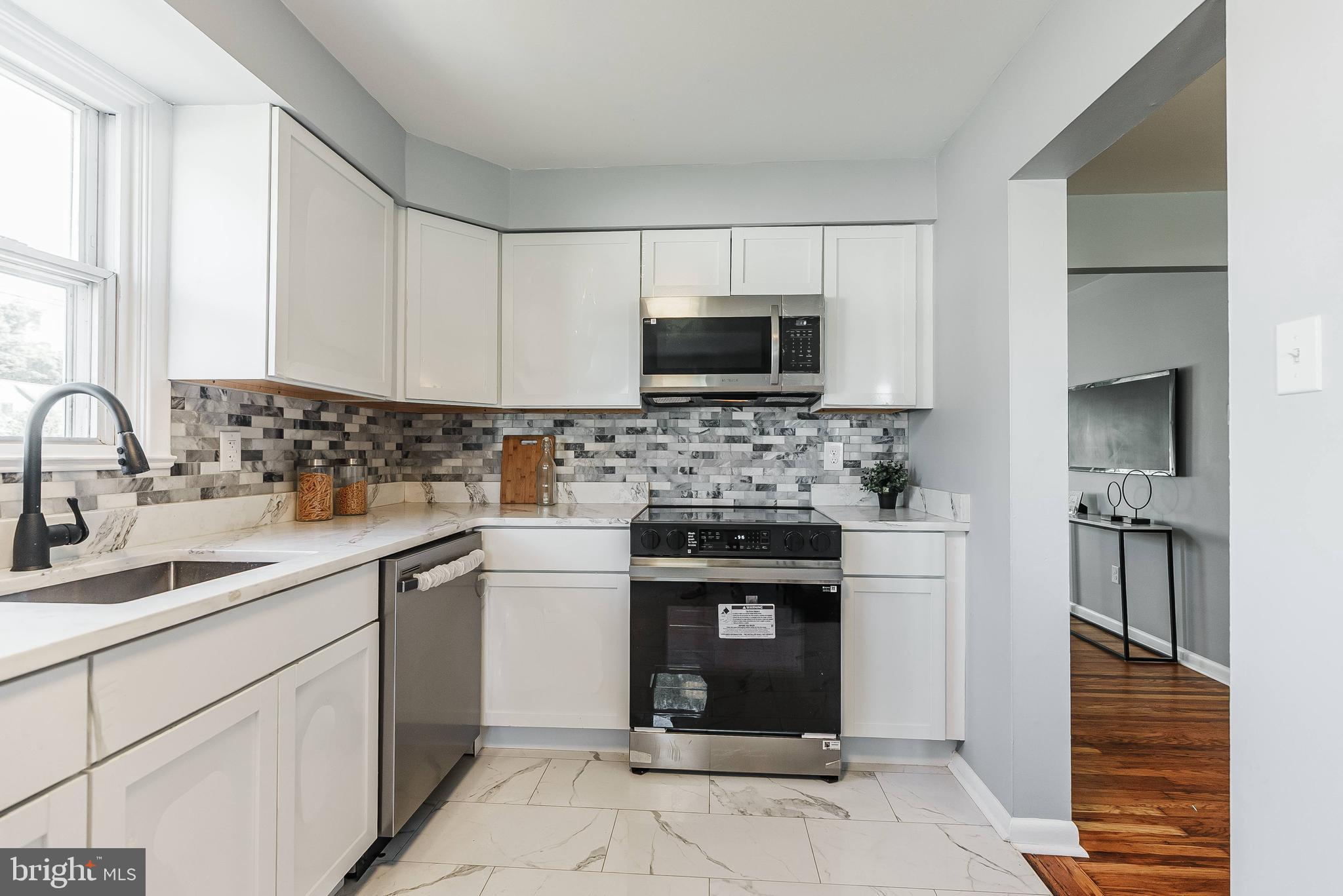 HILLTOP - Residential