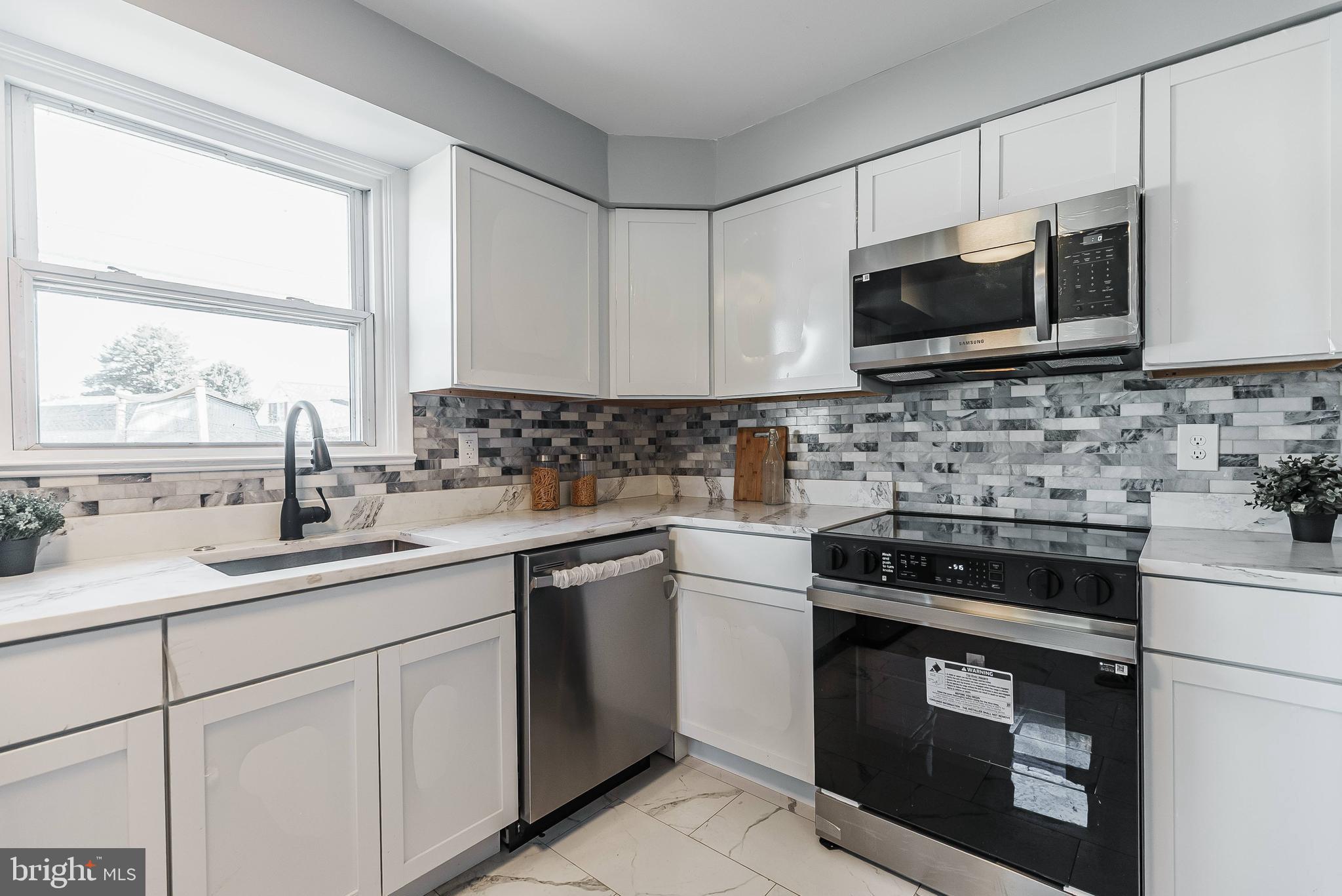 HILLTOP - Residential