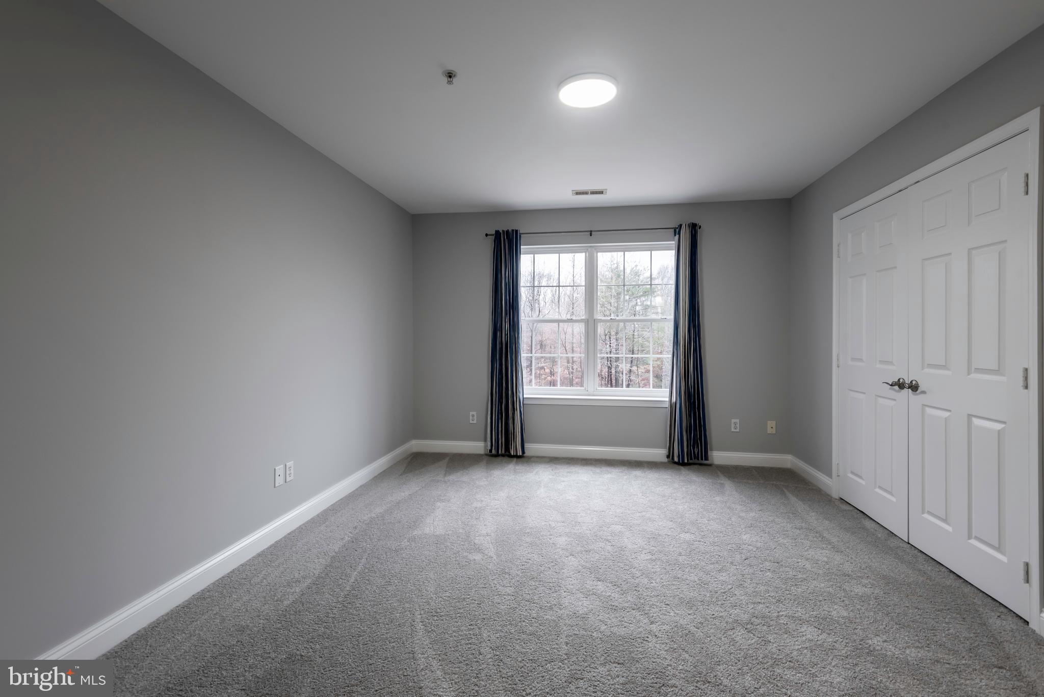 WINDY OAKS - Residential