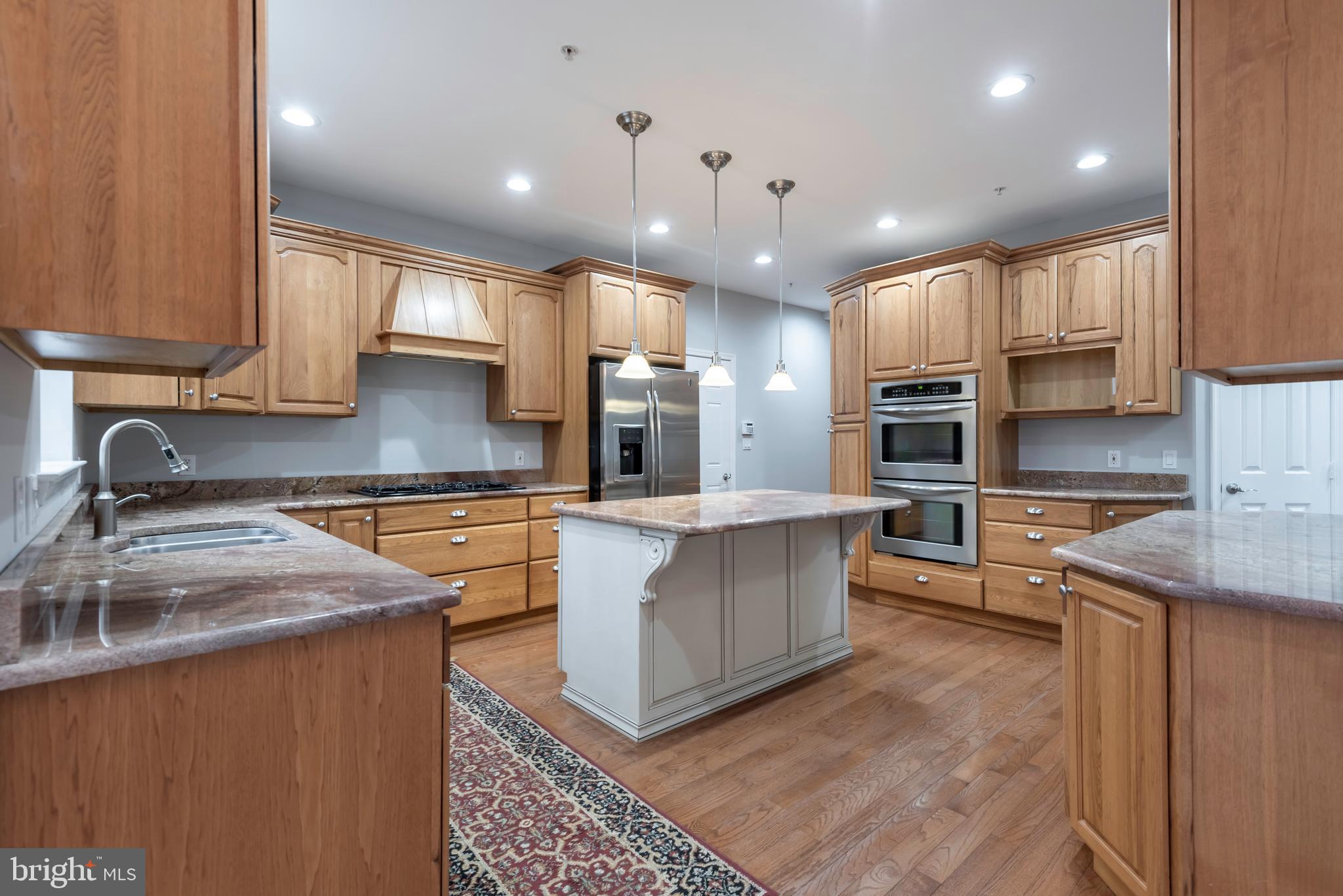 WINDY OAKS - Residential