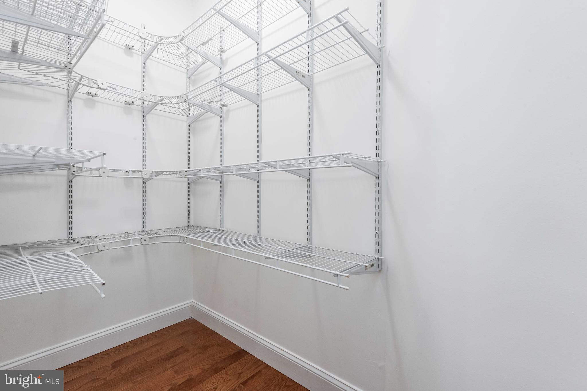 WINDY OAKS - Residential