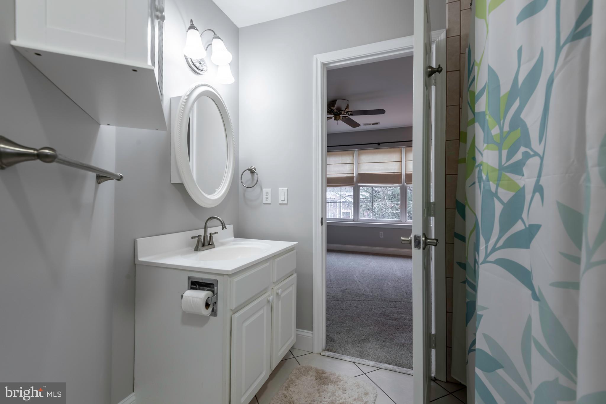 WINDY OAKS - Residential