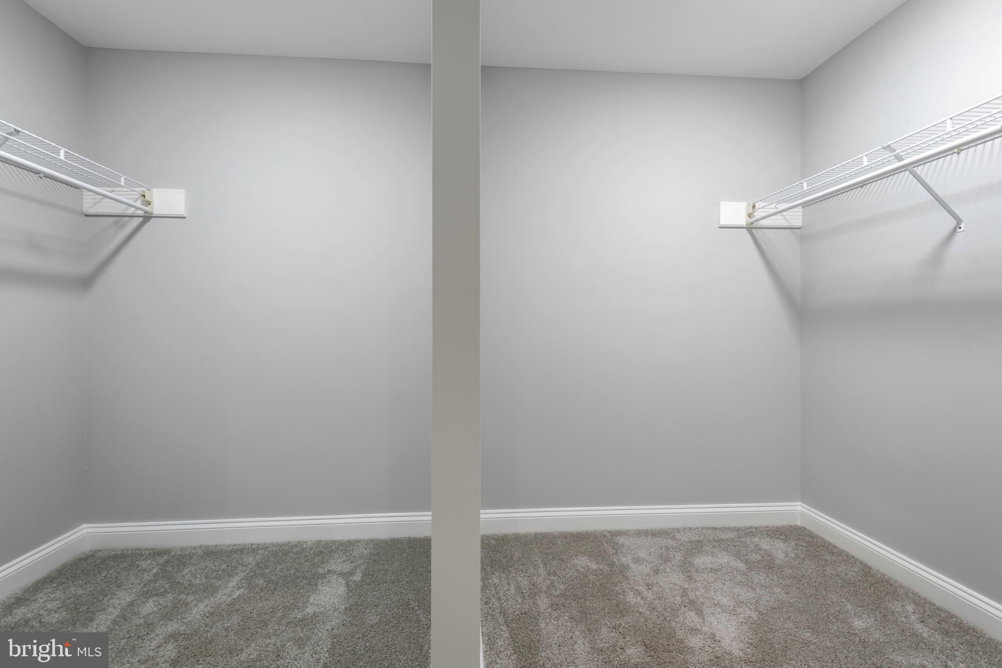 WINDY OAKS - Residential