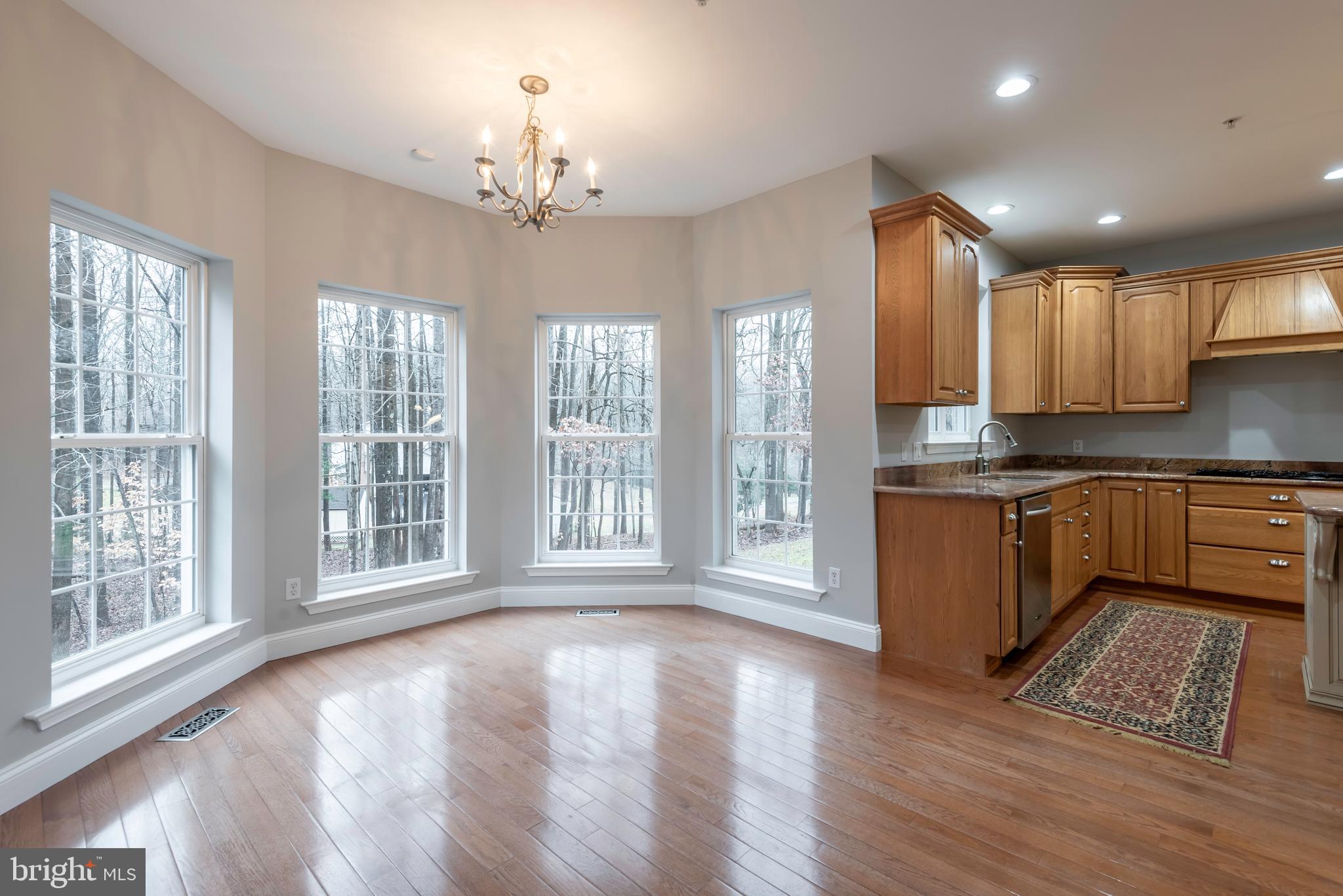 WINDY OAKS - Residential