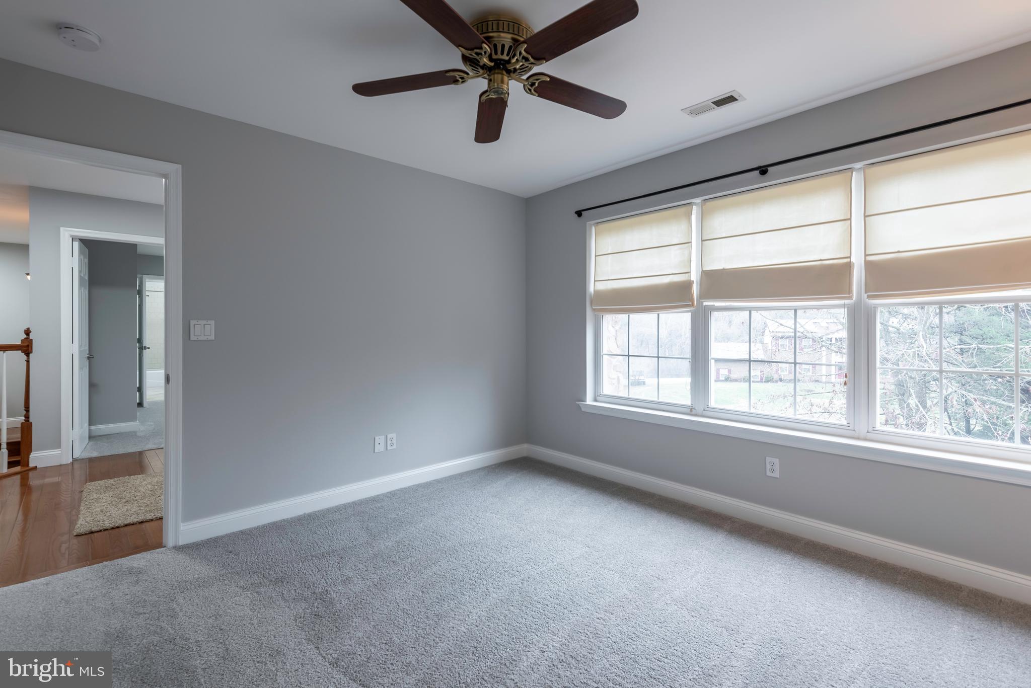 WINDY OAKS - Residential