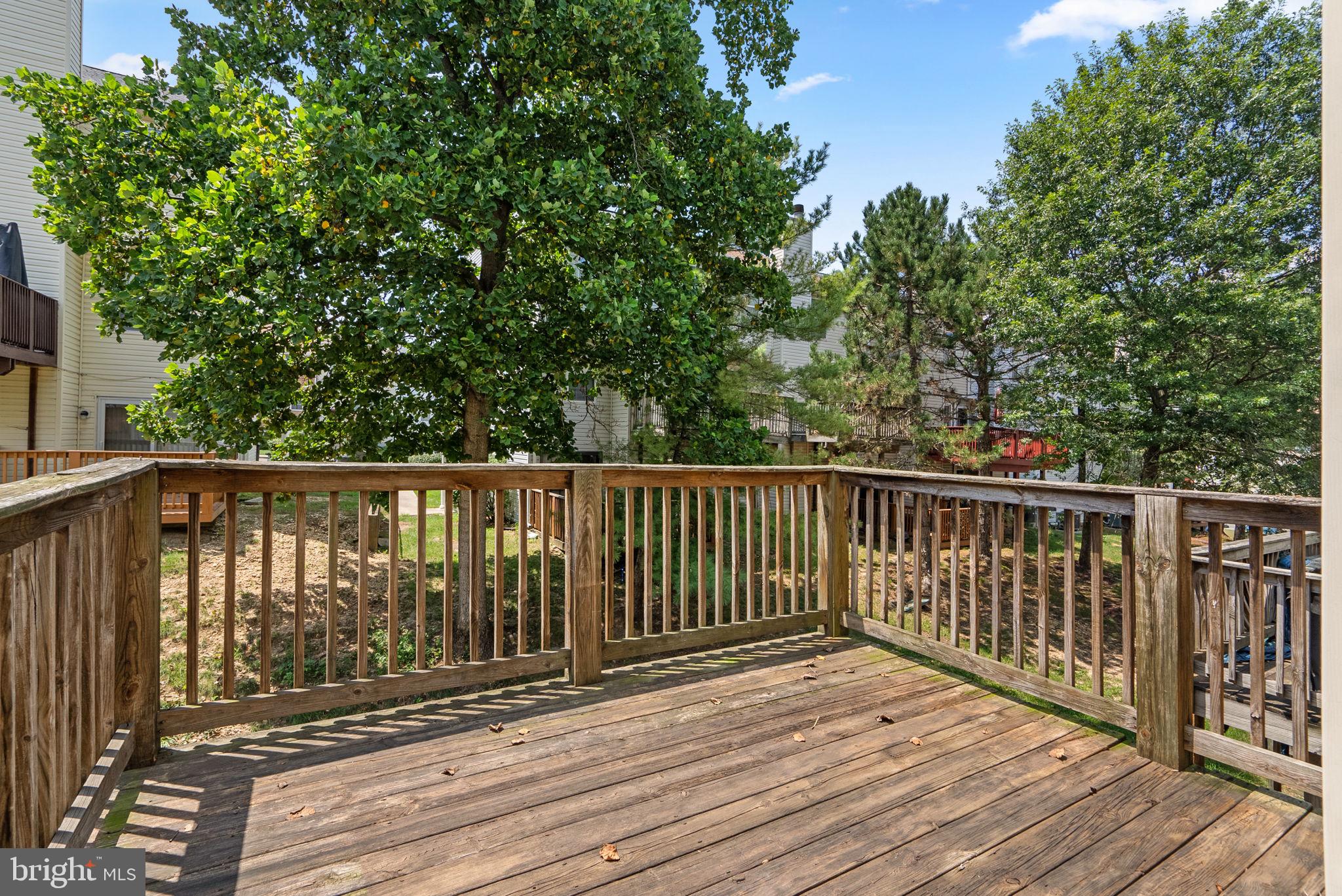 APPLEGATE CONDO - Residential