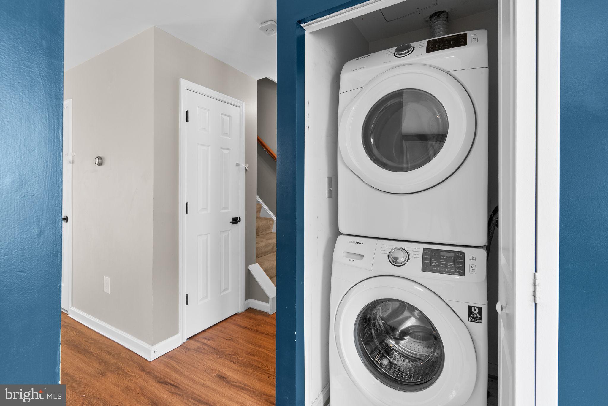 APPLEGATE CONDO - Residential