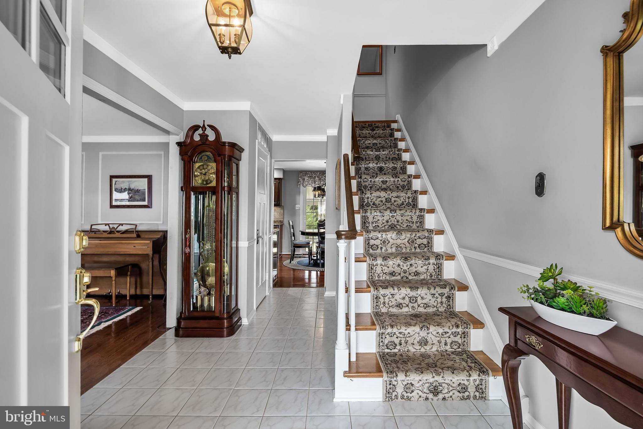 336 ROBERTS DRIVE
