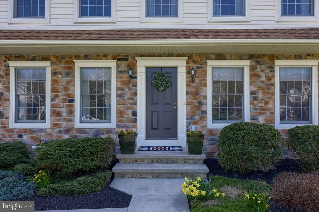 Photo of 362 Squire Lane, LITITZ, PA 17543 (MLS # PALA2067752)