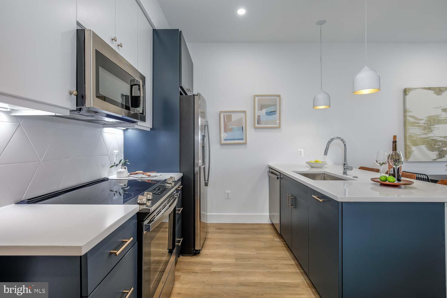 2310 4TH STREET NE 3-22