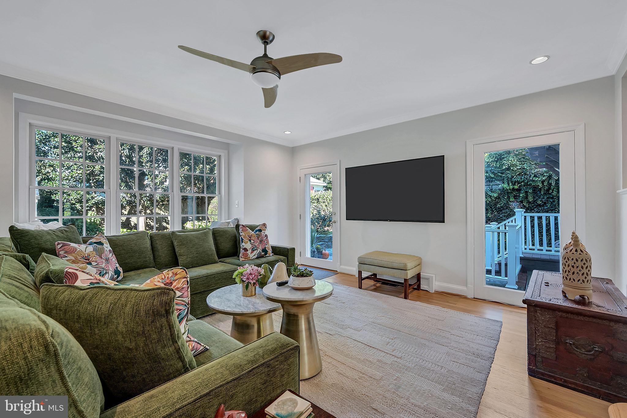 HUNTINGTON TERRACE - Residential