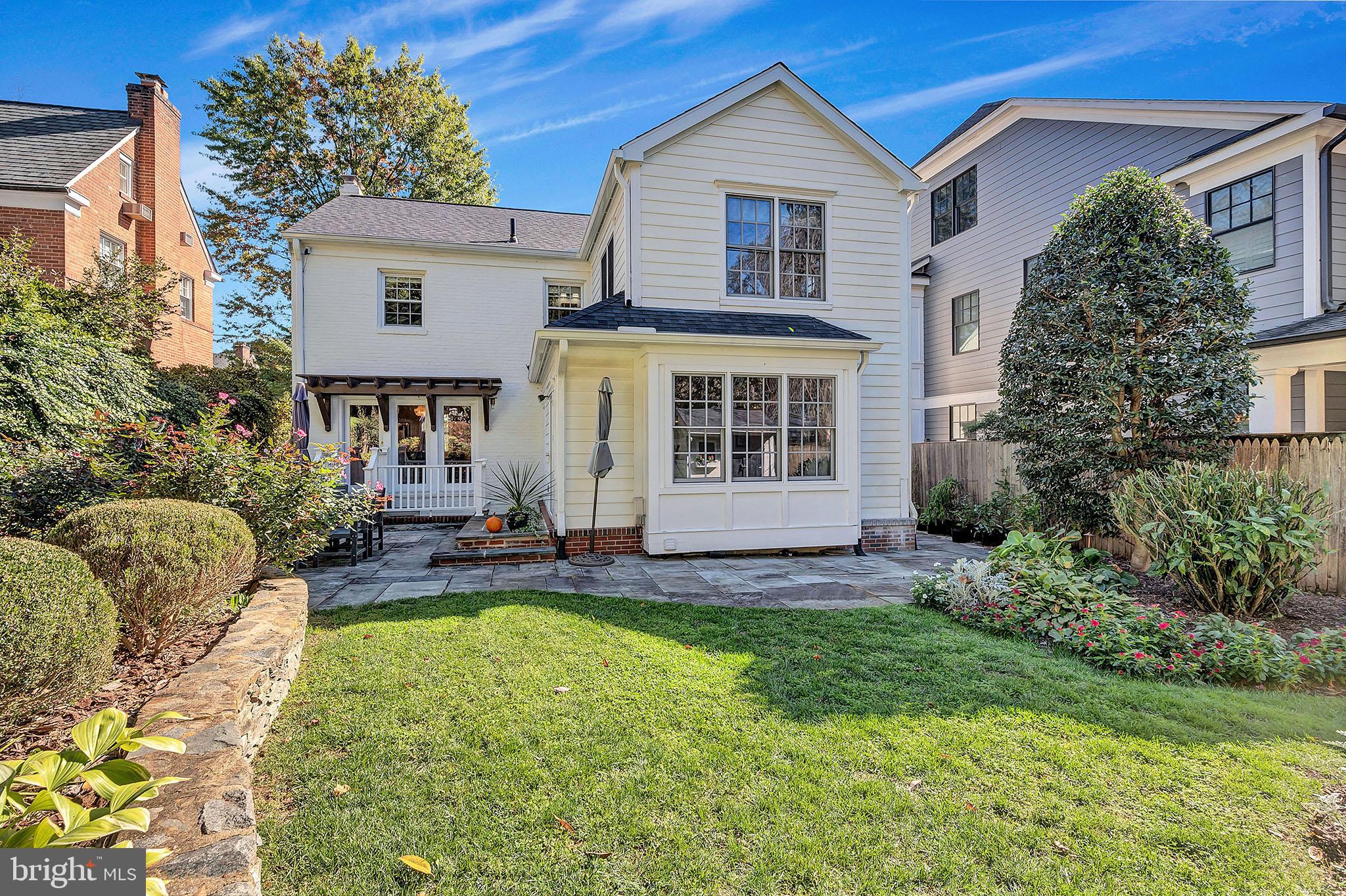 HUNTINGTON TERRACE - Residential