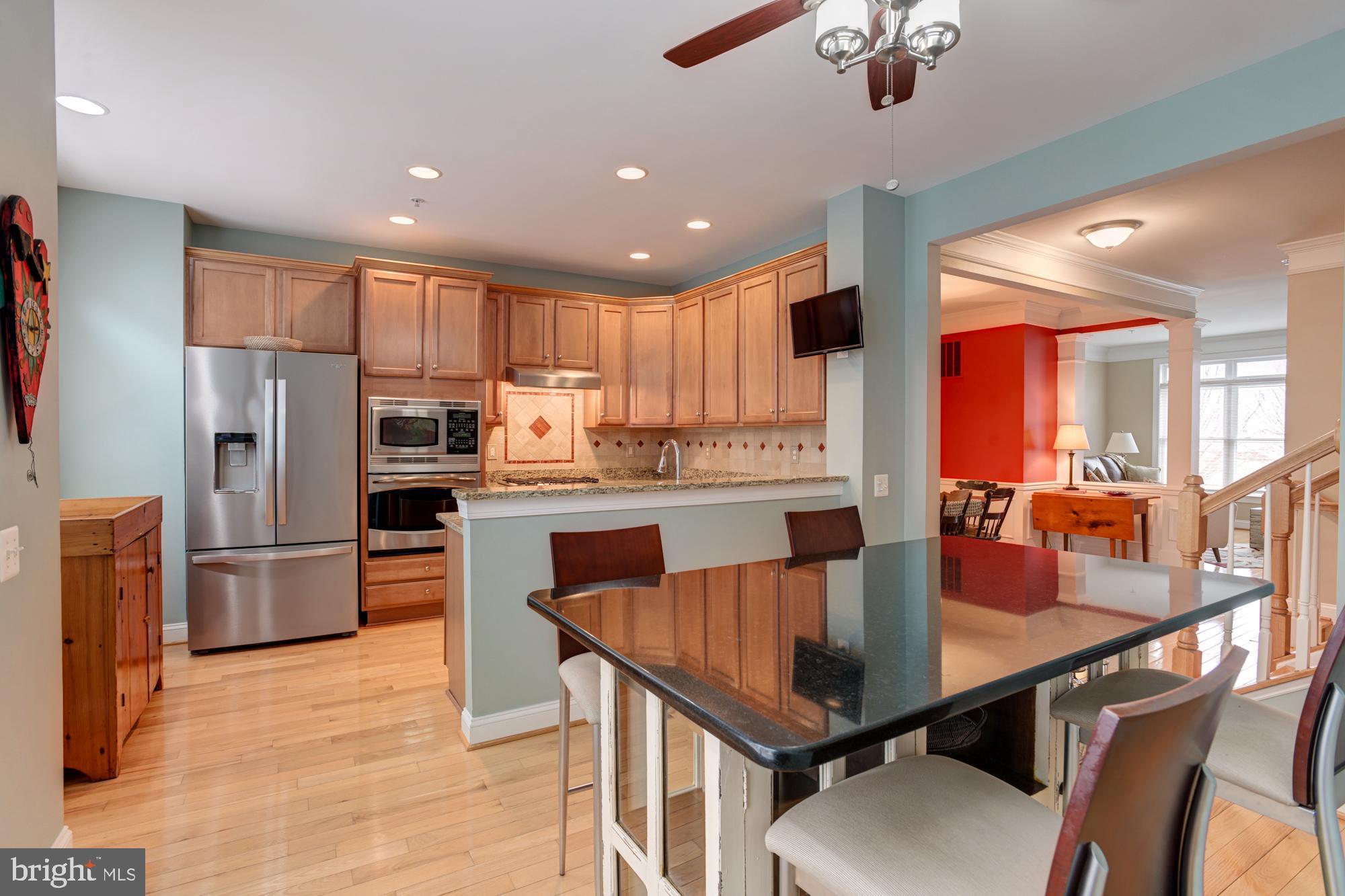 MCHENRY POINTE - Residential