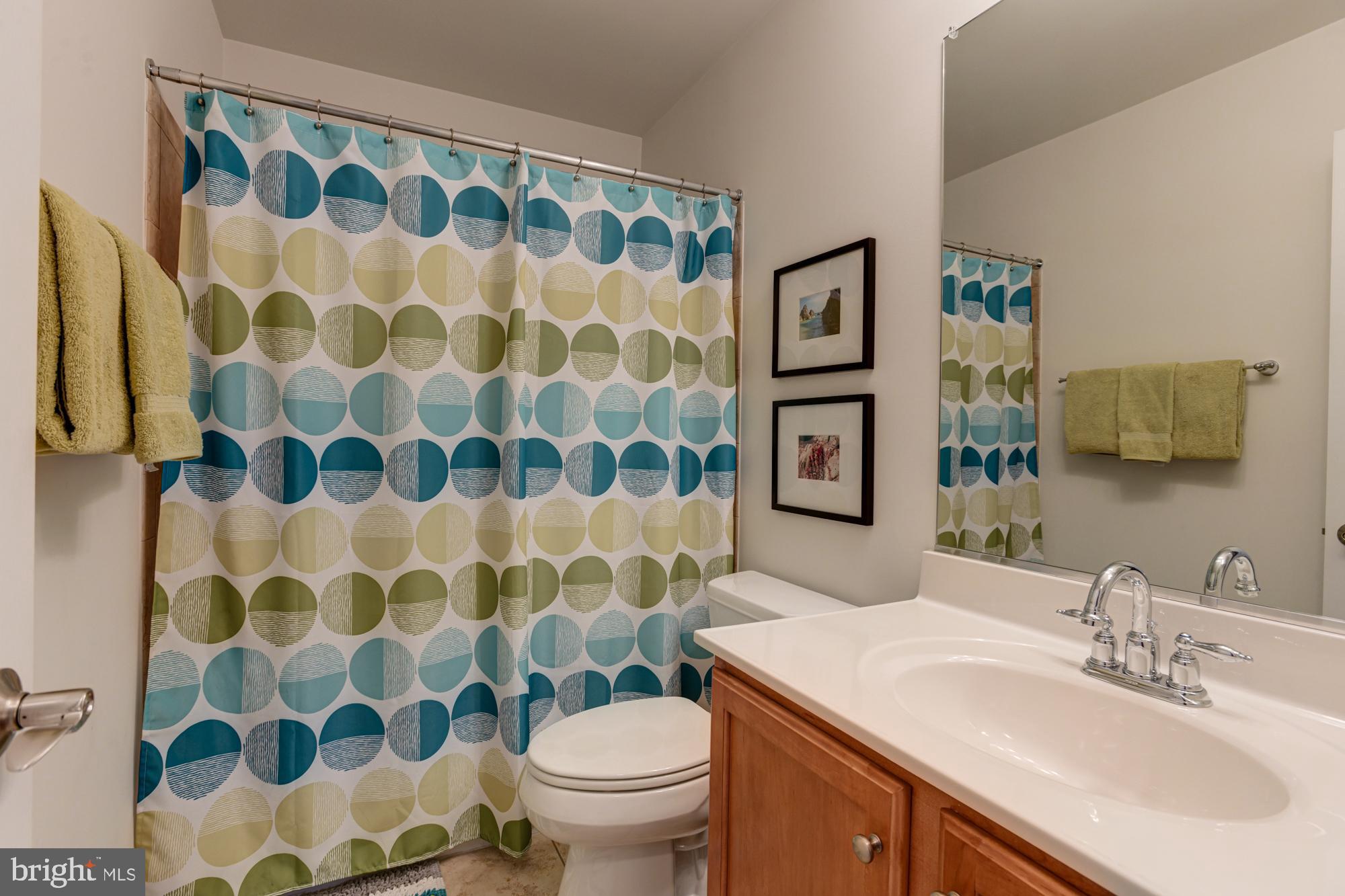 MCHENRY POINTE - Residential