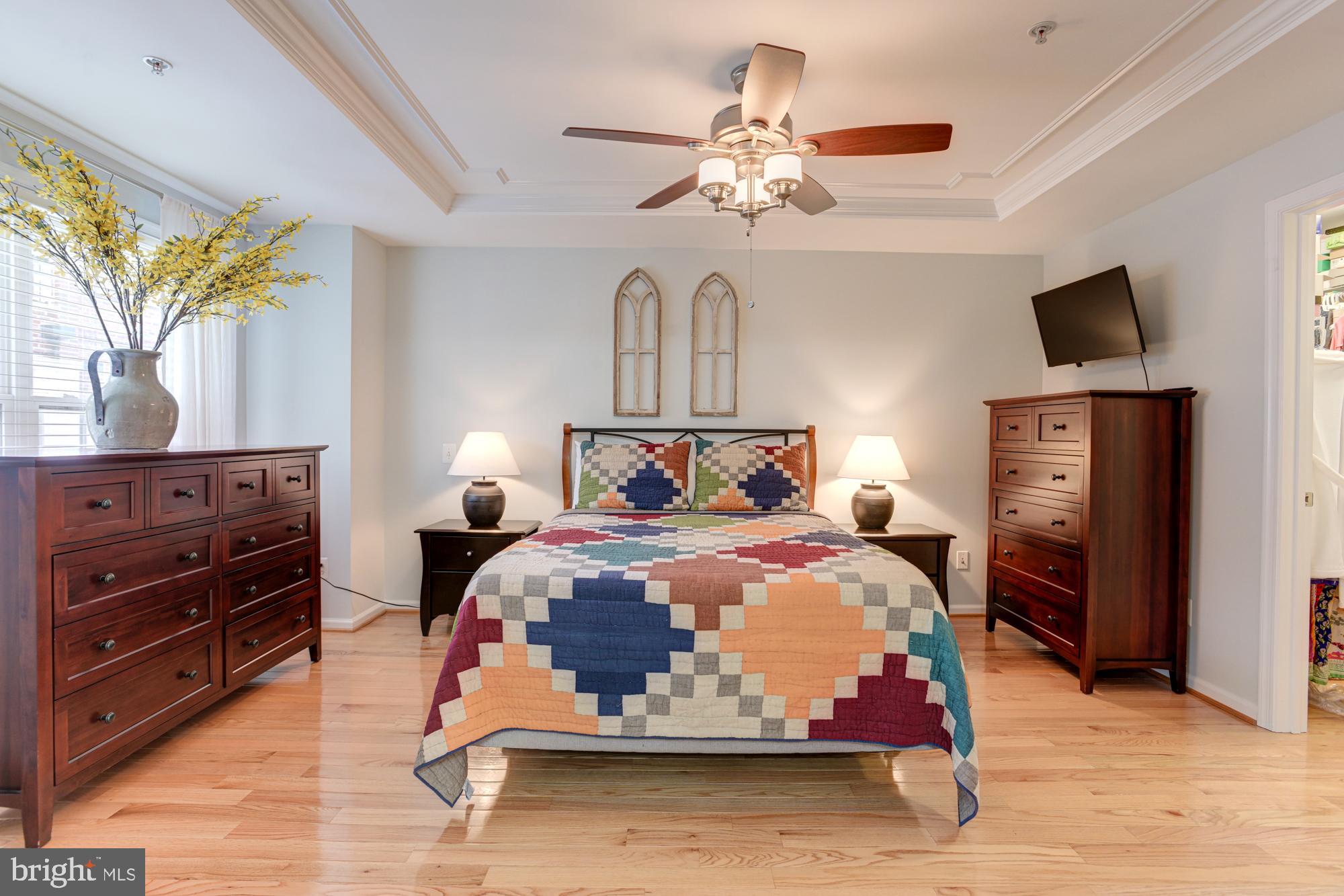 MCHENRY POINTE - Residential