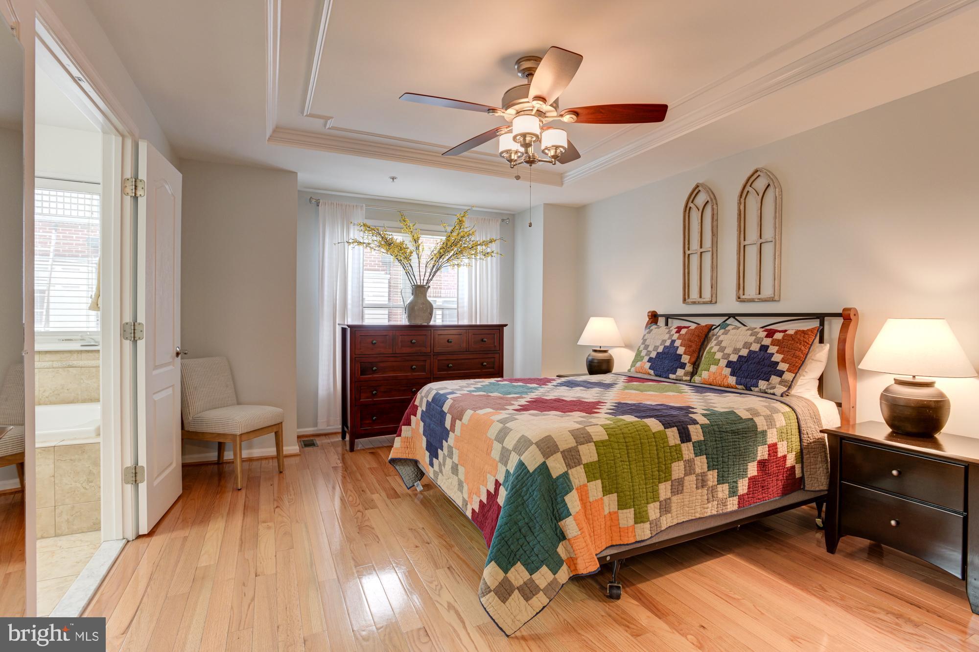 MCHENRY POINTE - Residential