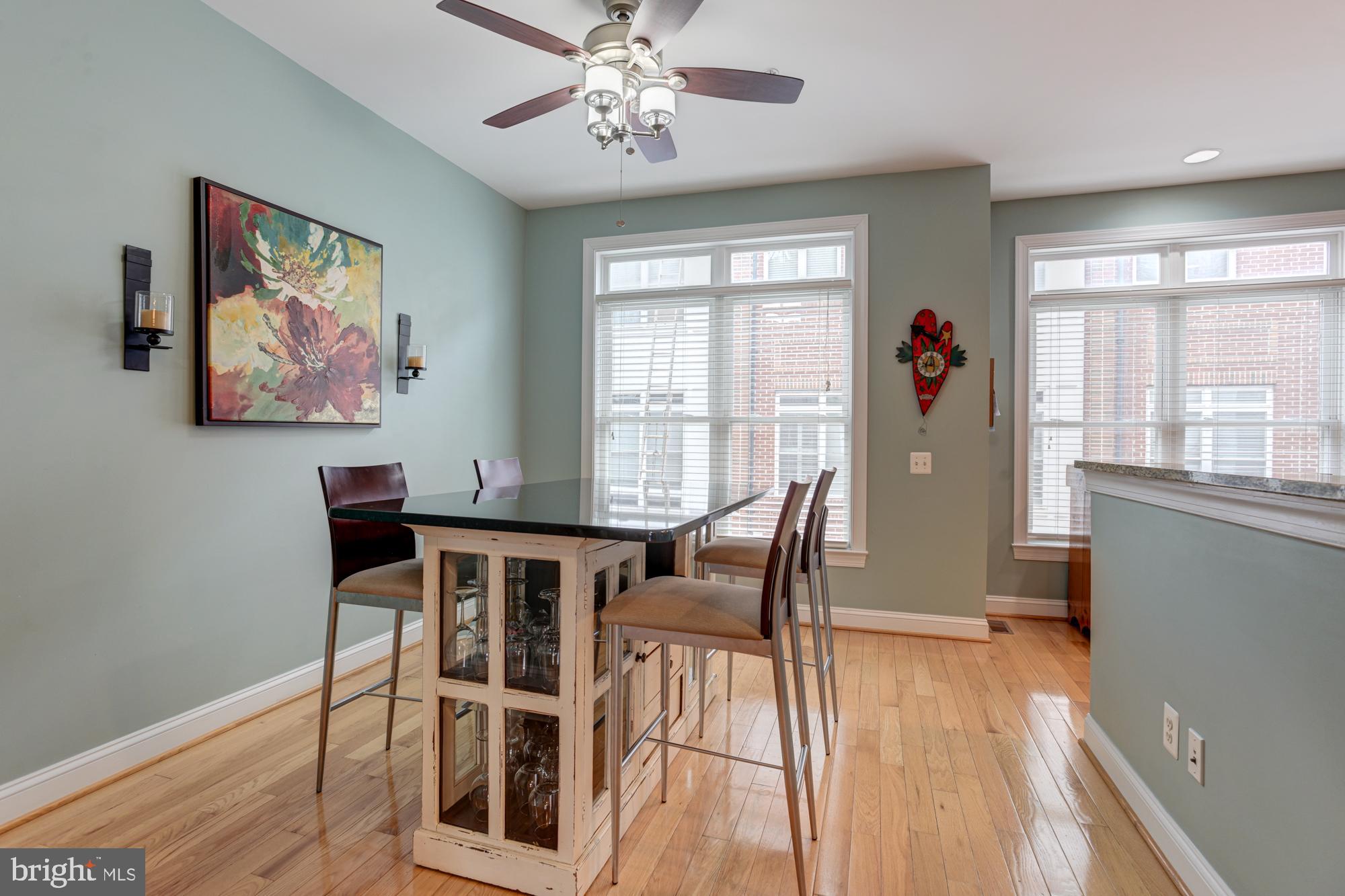 MCHENRY POINTE - Residential