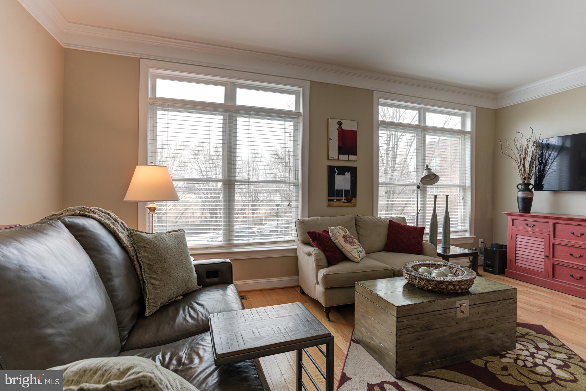 MCHENRY POINTE - Residential