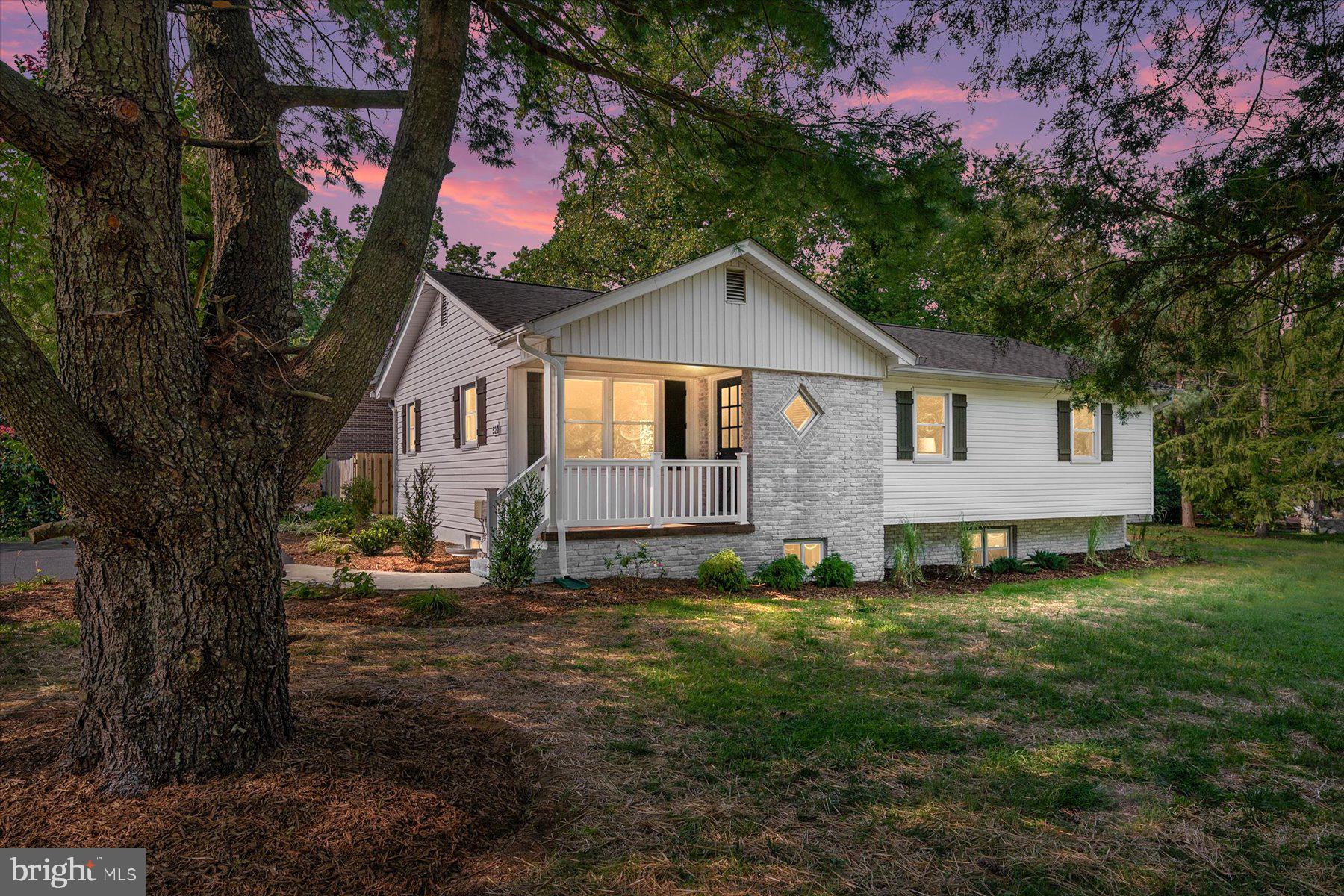 HILLSMERE ESTATES - Residential