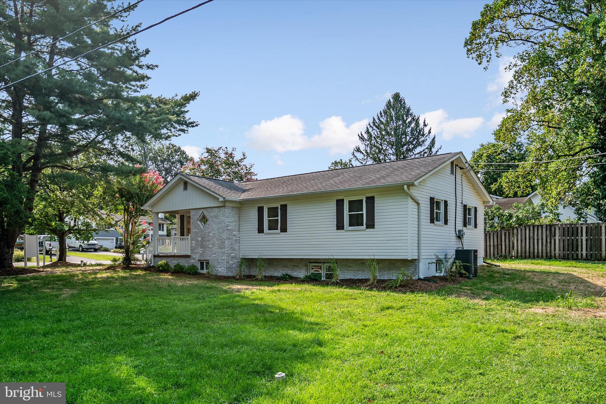 HILLSMERE ESTATES - Residential