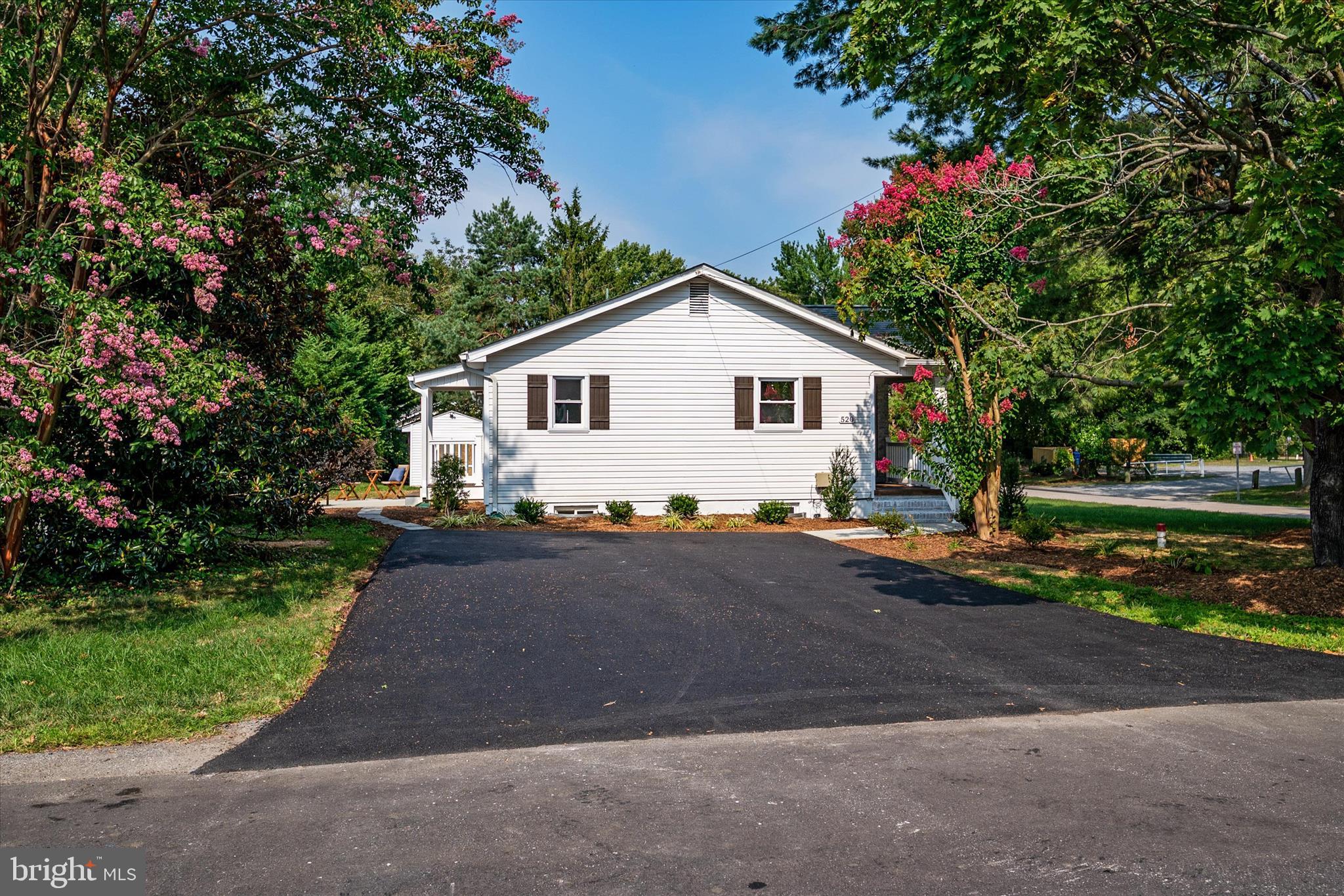 HILLSMERE ESTATES - Residential