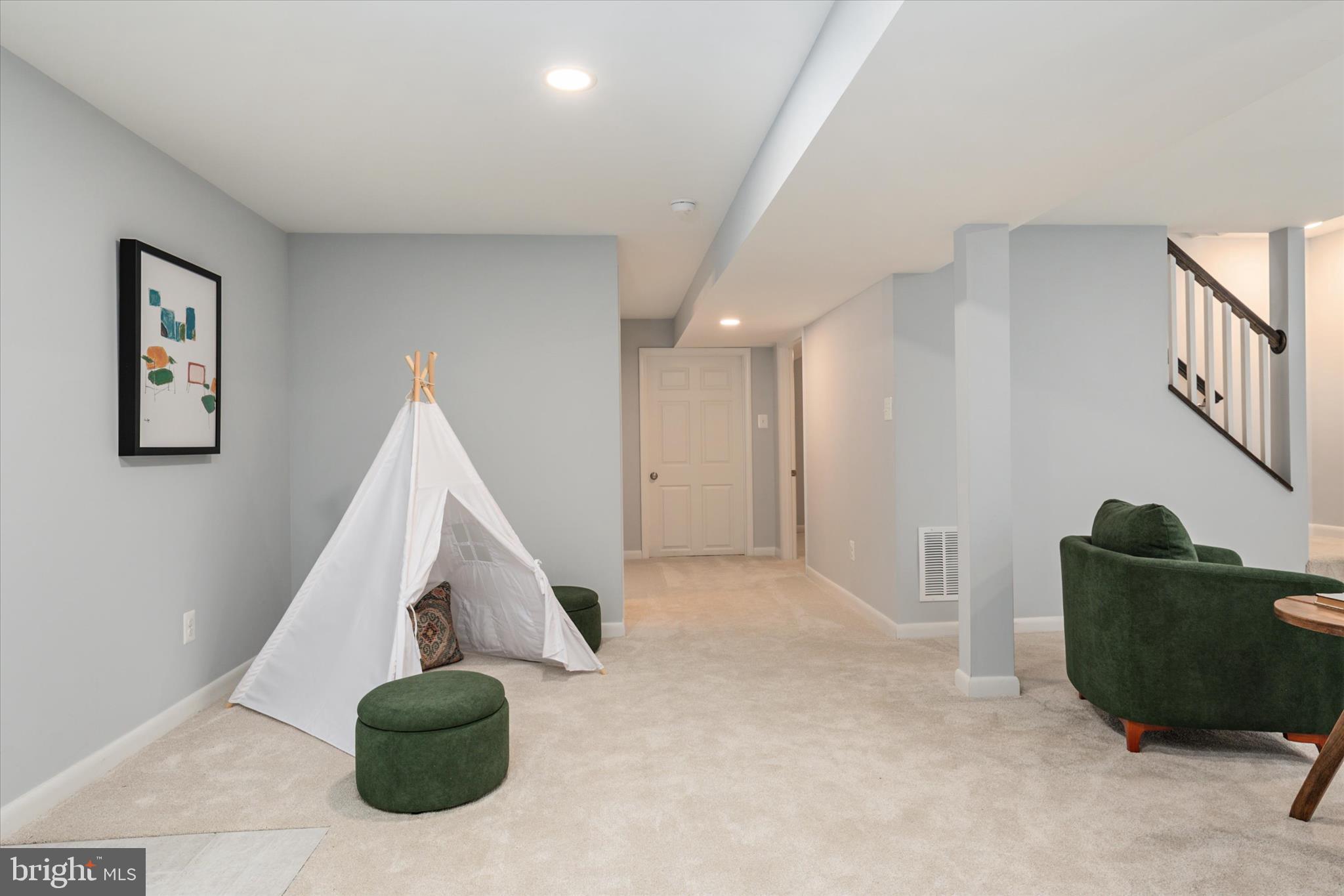 HILLSMERE ESTATES - Residential