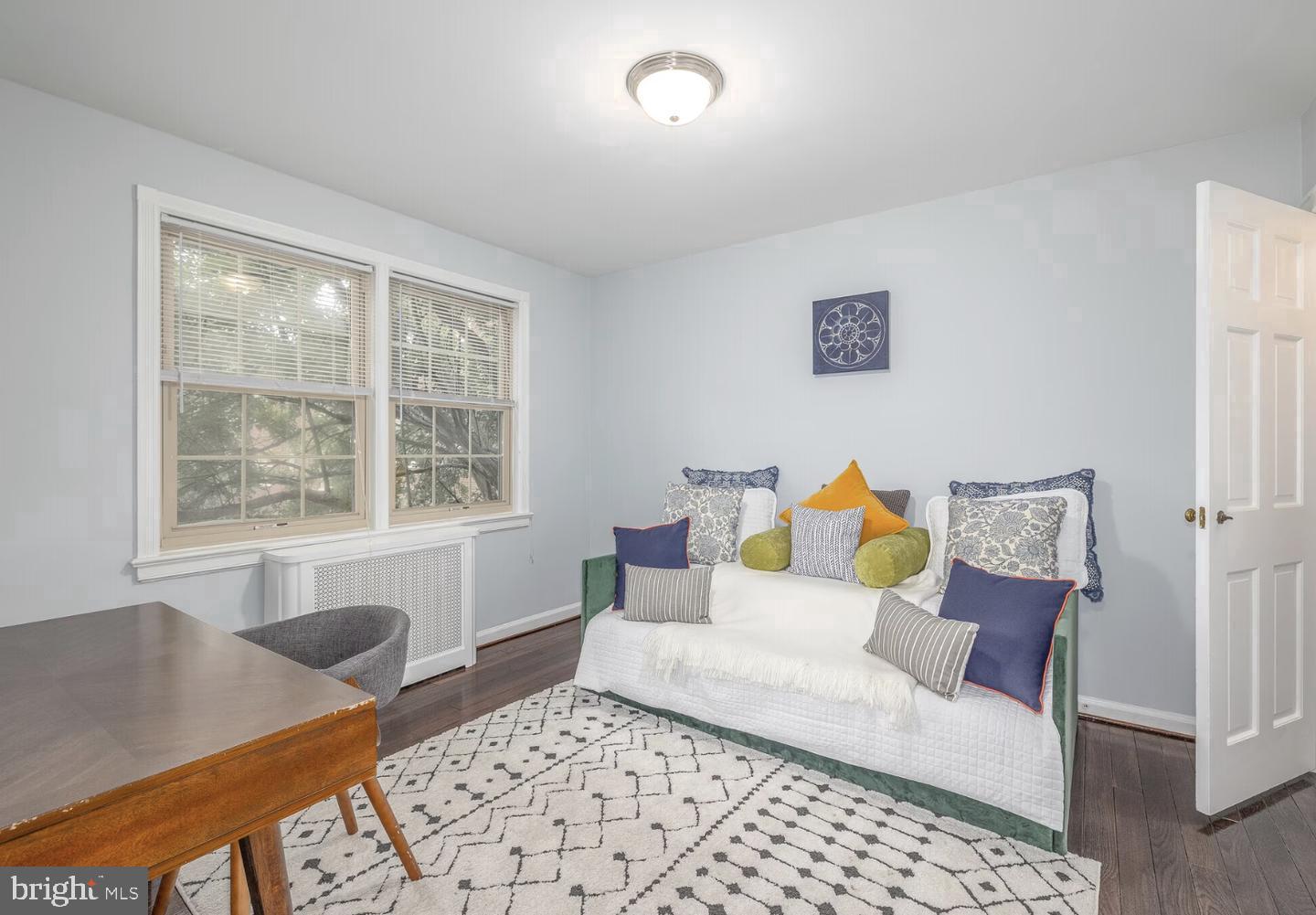 150 E WYNNEWOOD ROAD 21-E