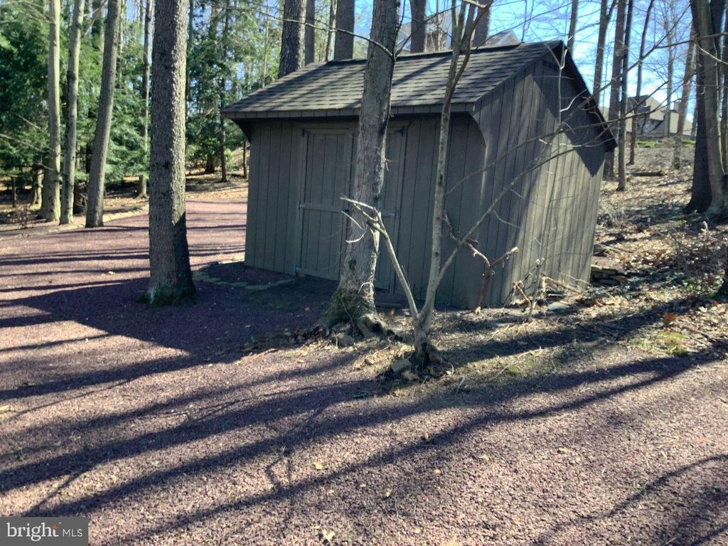 Photo of 213 Norwegian Woods Drive, POTTSVILLE, PA 17901 (MLS # PASK2026108)