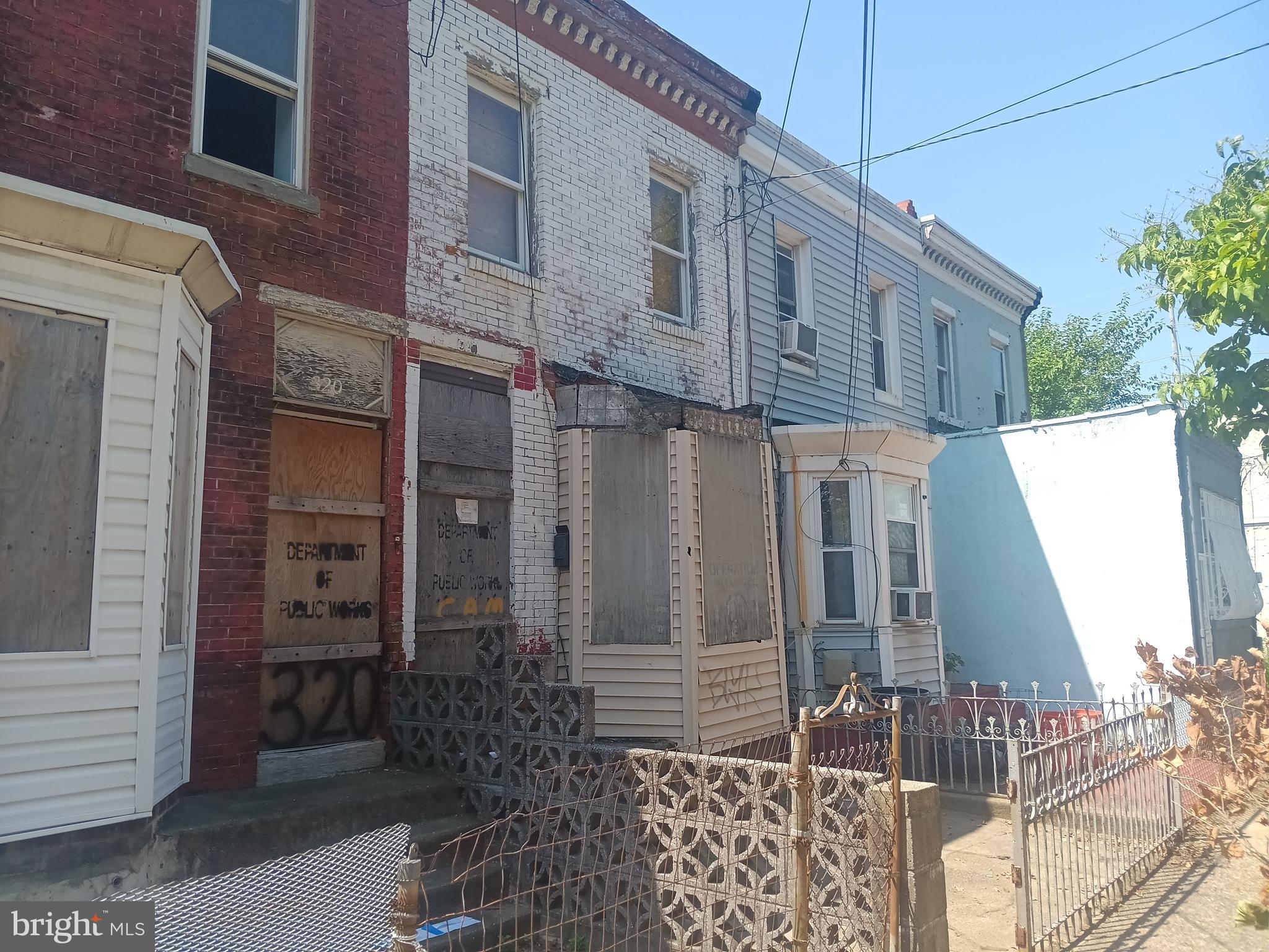 318 CLINTON STREET