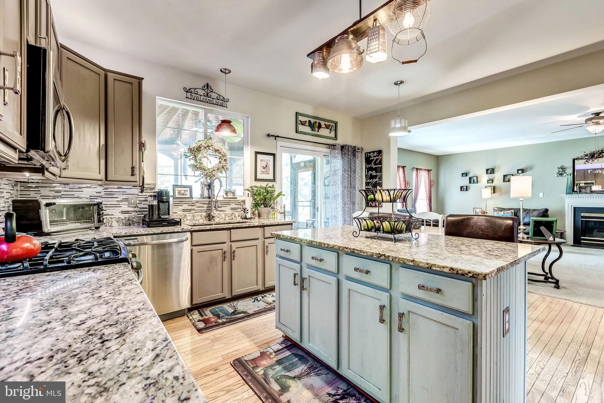 ASHBURN FARM - Residential