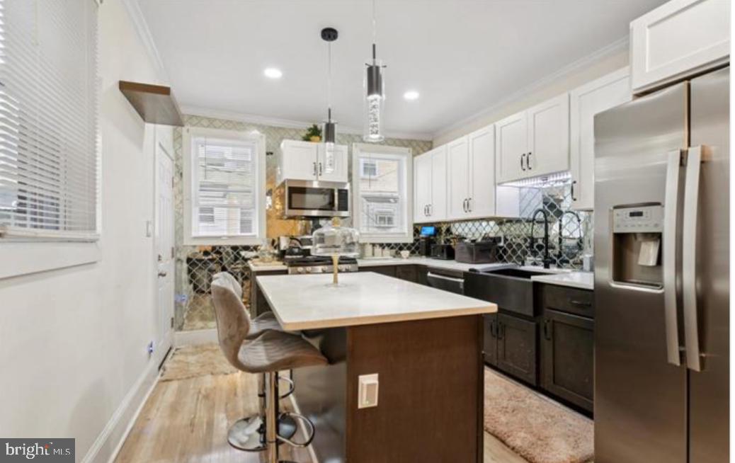 WEST OAK LANE - Residential