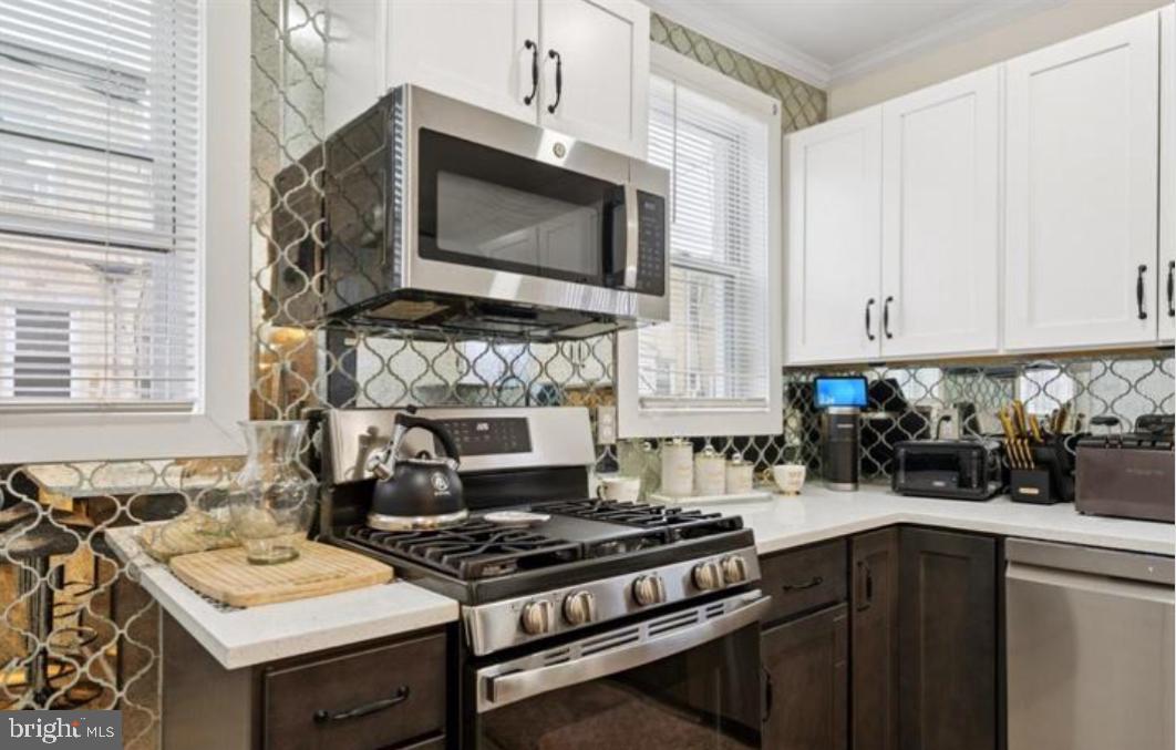 WEST OAK LANE - Residential