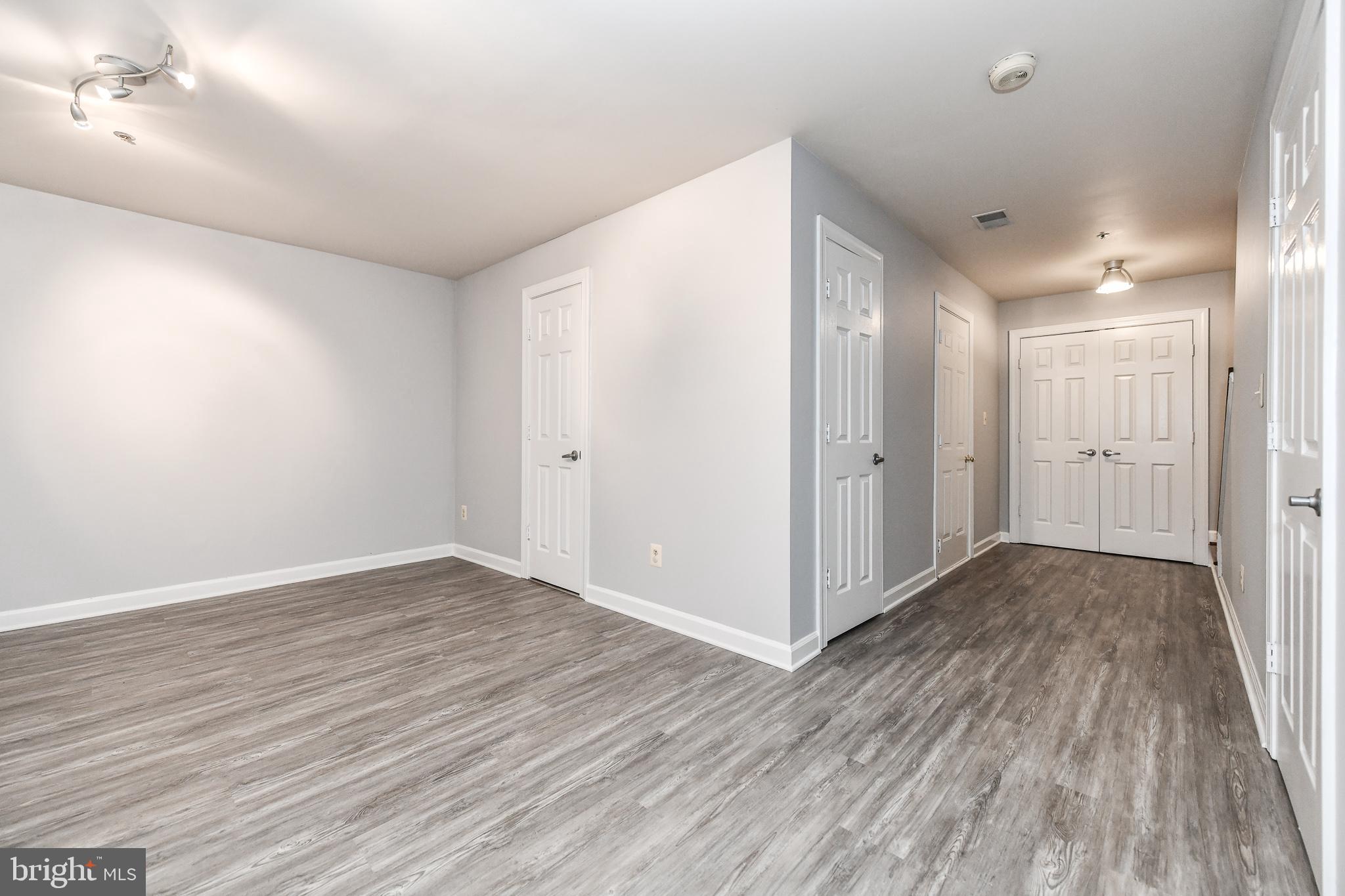 ASHLAWN RIDGE - Residential Lease