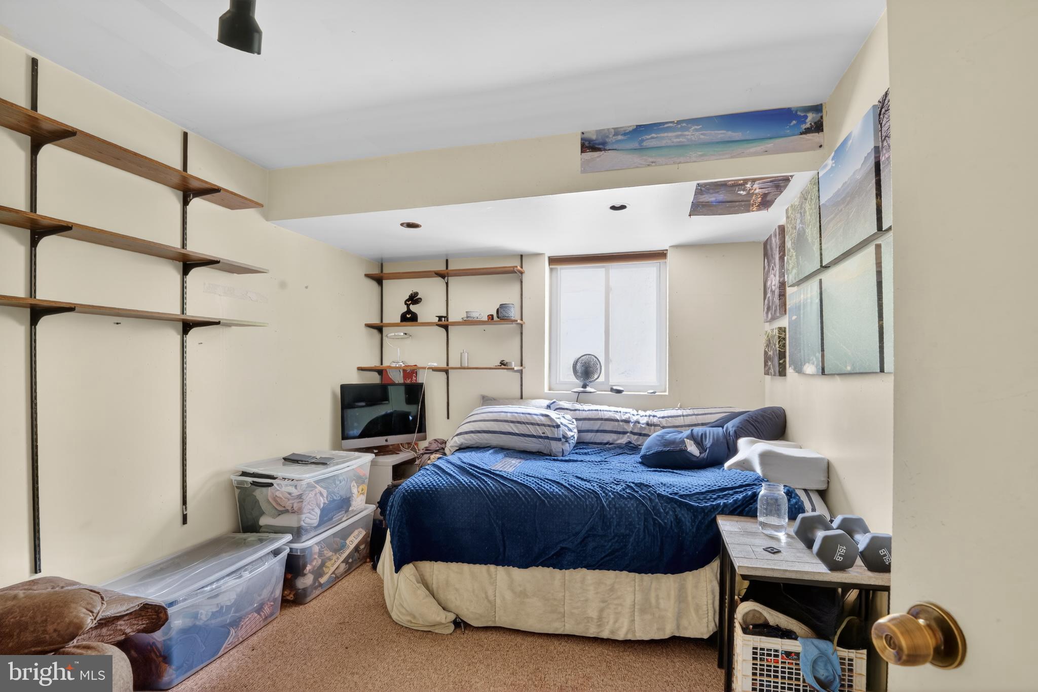 DOVER DOWNS - Residential