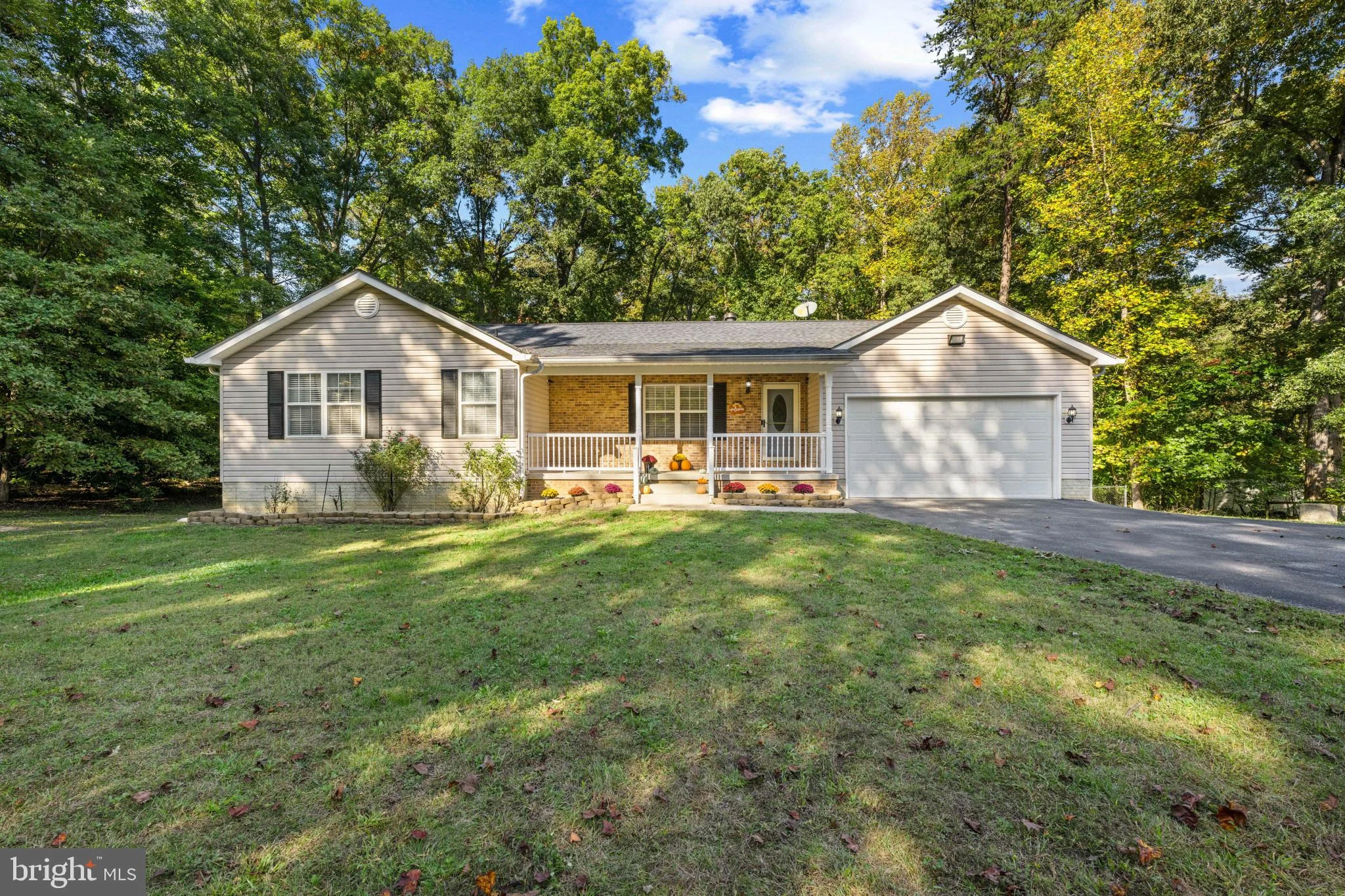 15950 Crowfoot Court