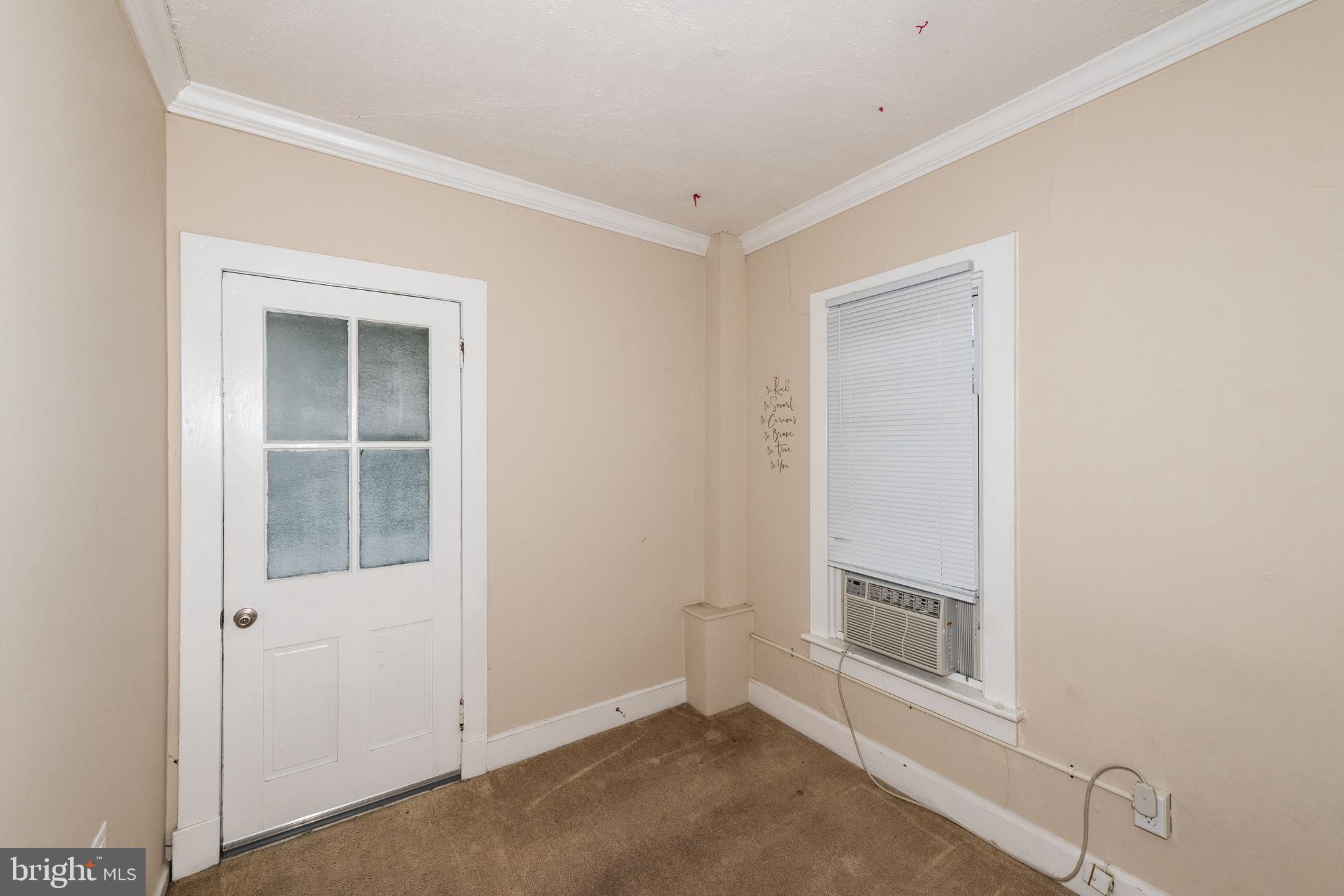 HAGERSTOWN - Residential