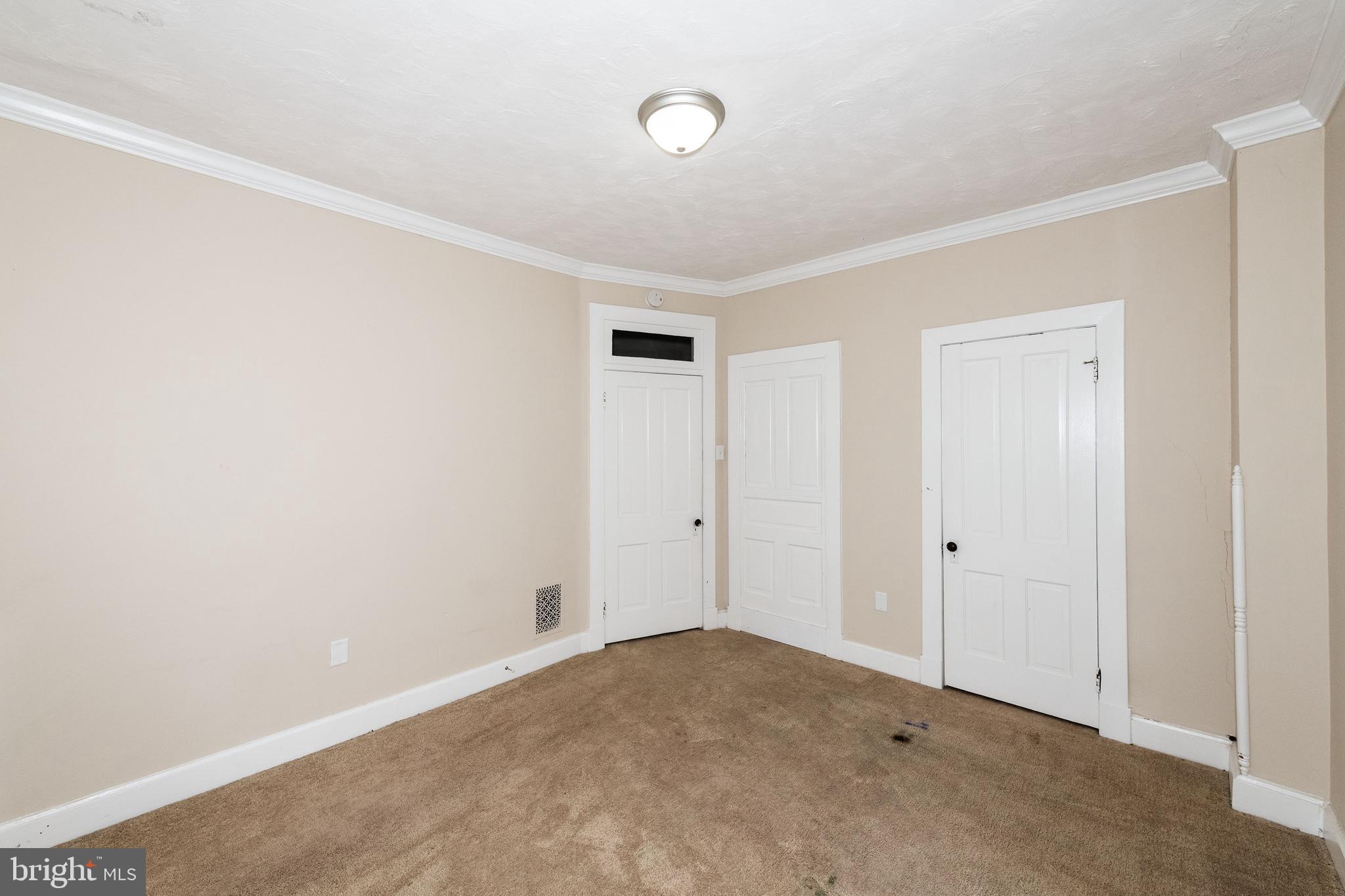 HAGERSTOWN - Residential