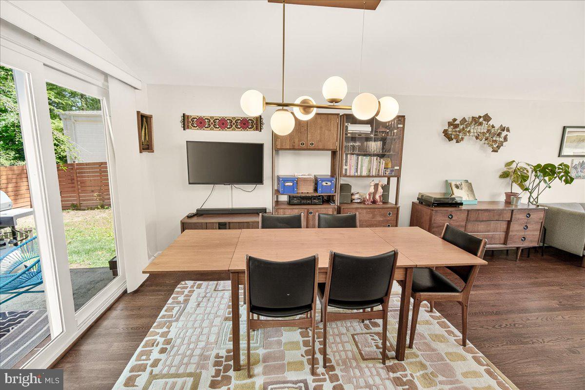 KEMP MILL ESTATES - Residential