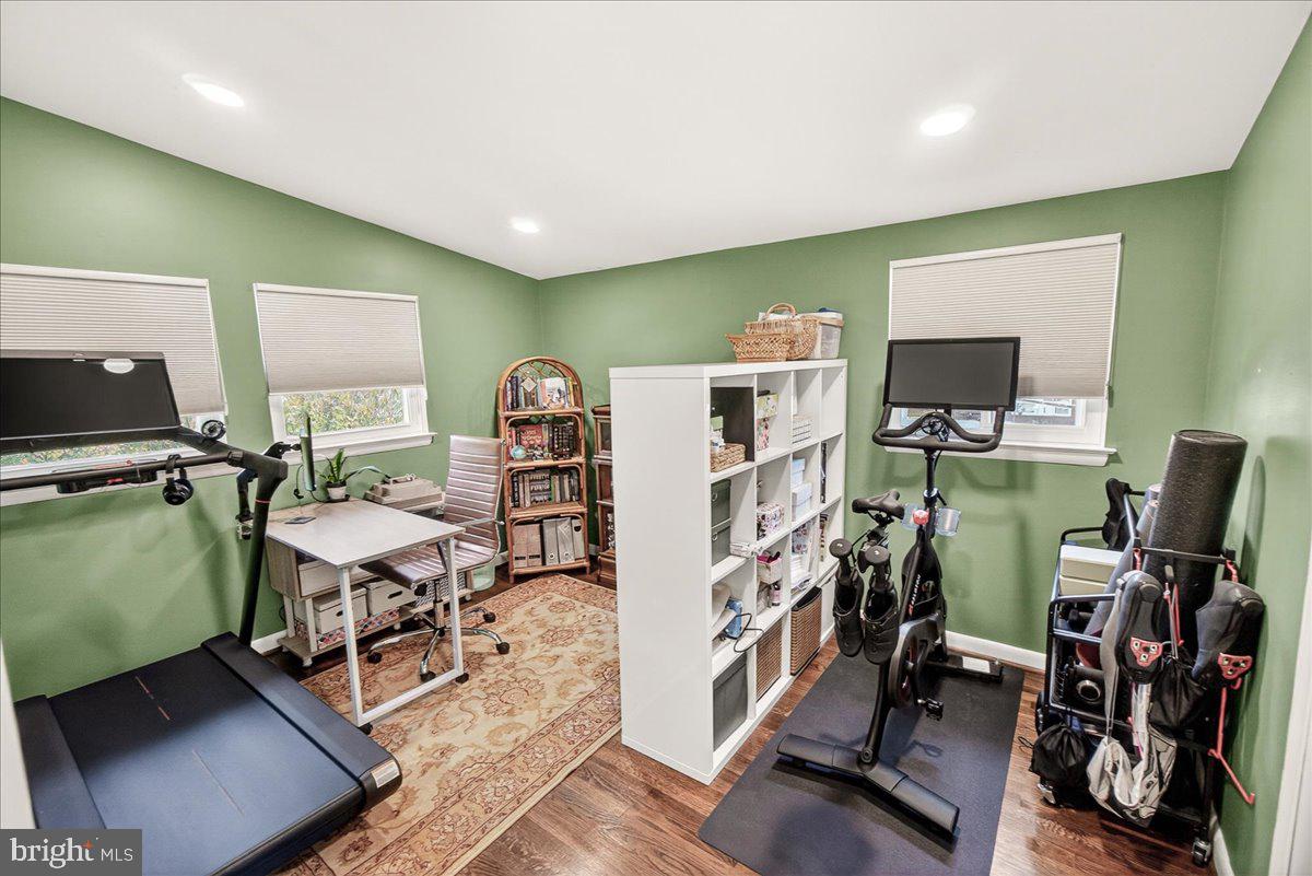 KEMP MILL ESTATES - Residential