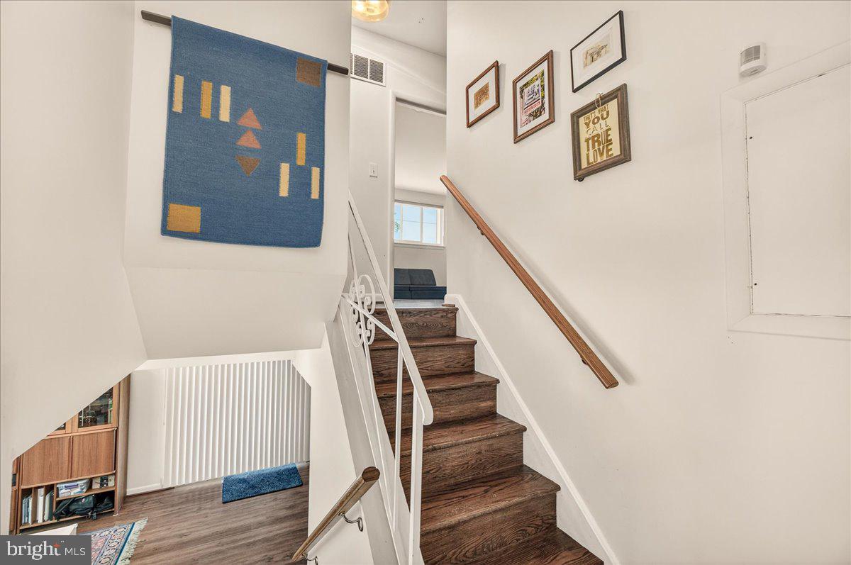 KEMP MILL ESTATES - Residential