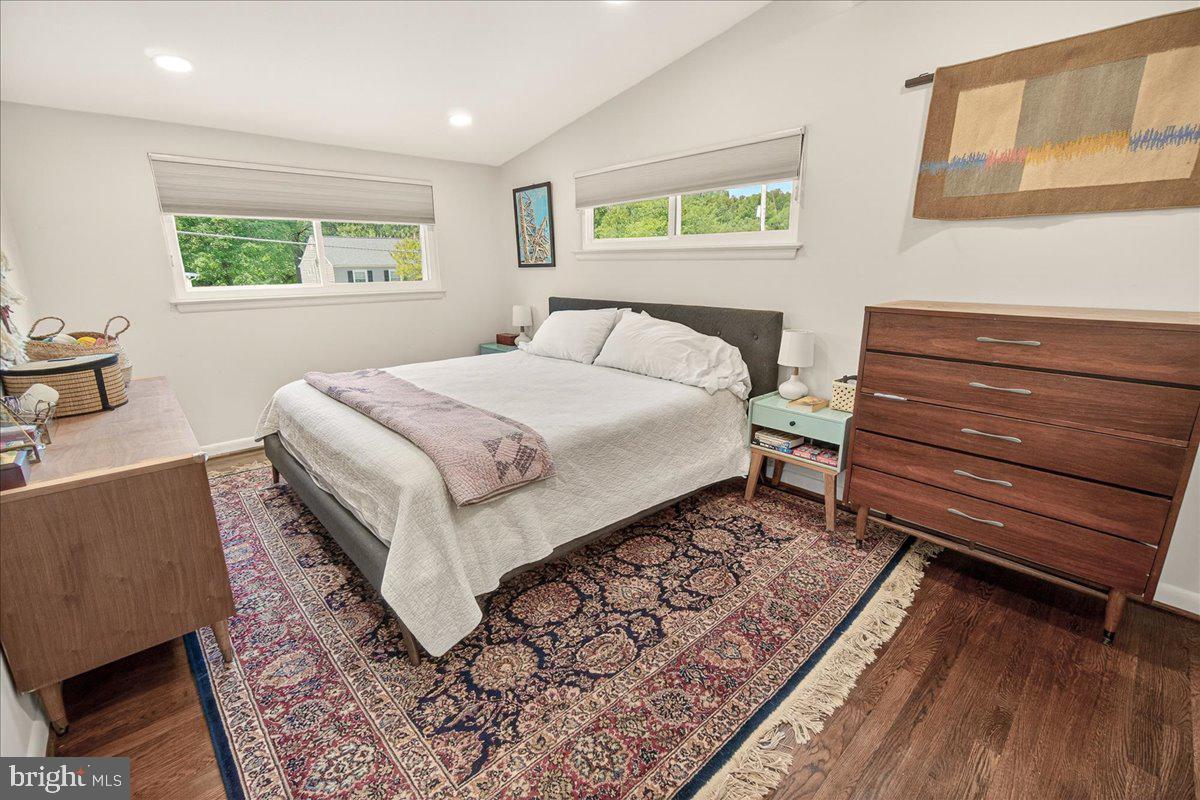 KEMP MILL ESTATES - Residential