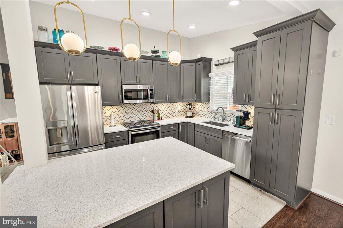 KEMP MILL ESTATES - Residential