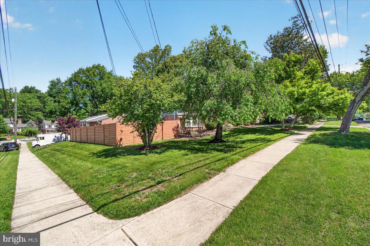 KEMP MILL ESTATES - Residential