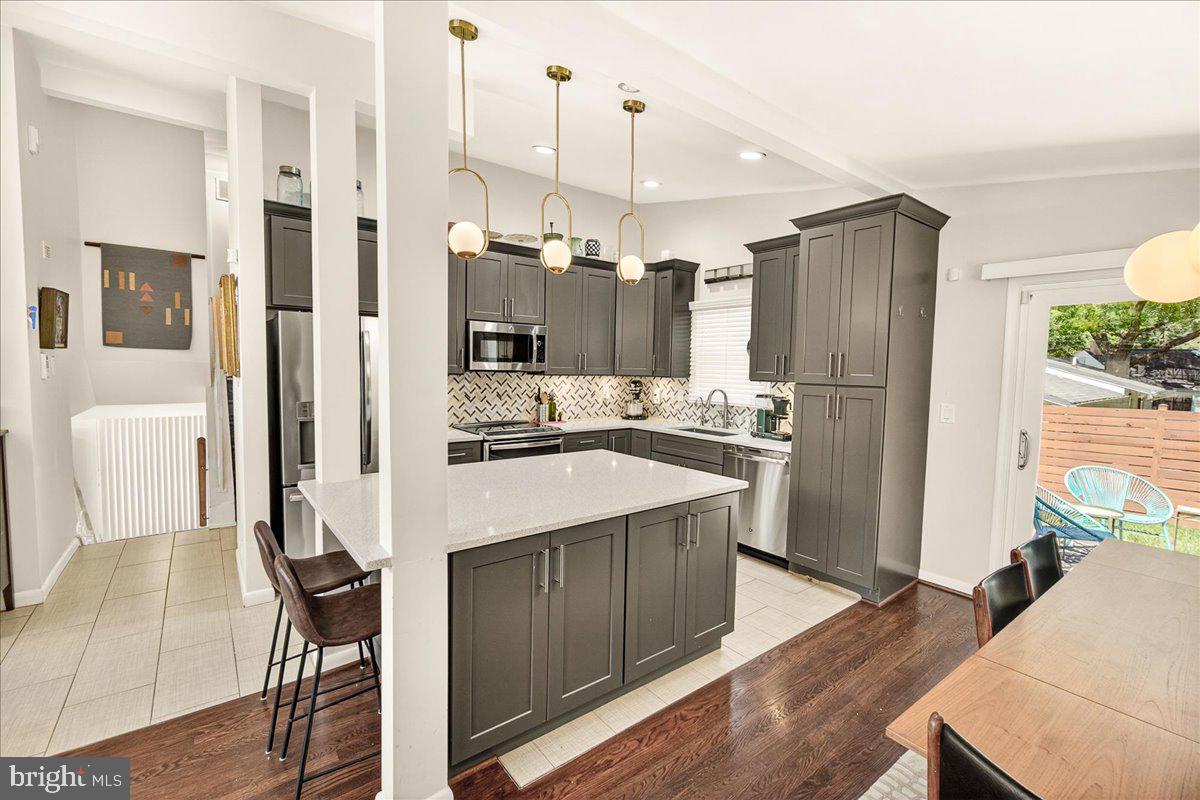 KEMP MILL ESTATES - Residential